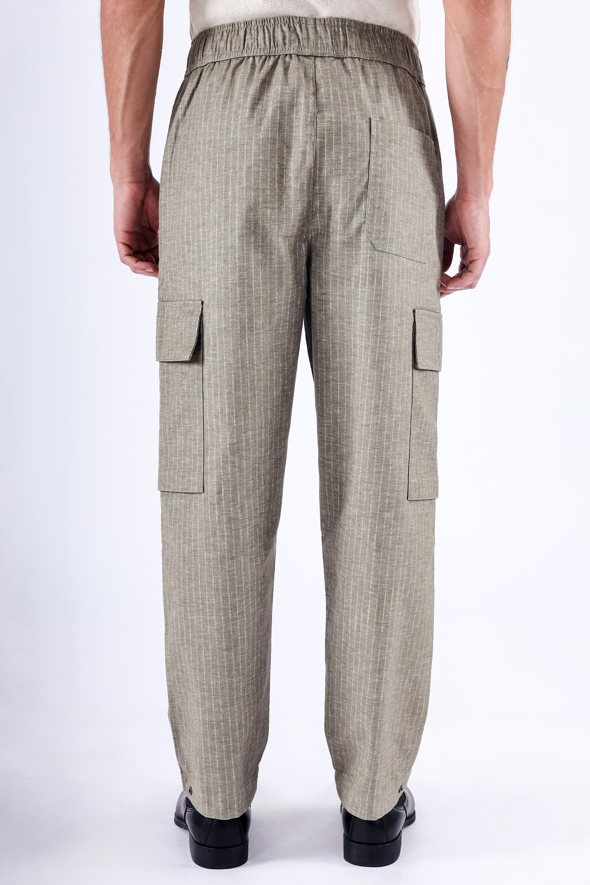 Air Striped Relaxed Cargo Pants In Green