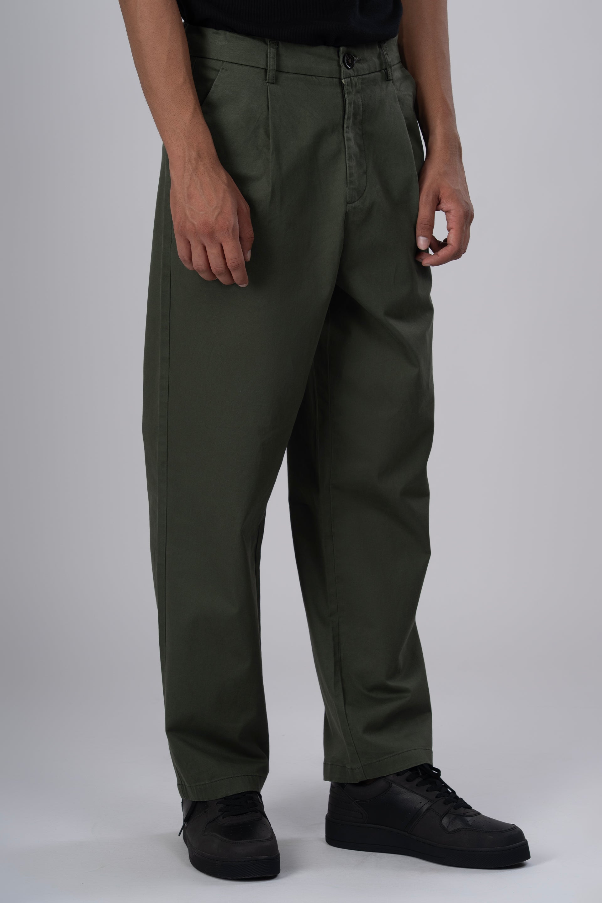 Premium Signature Relaxed Chinos In Olive