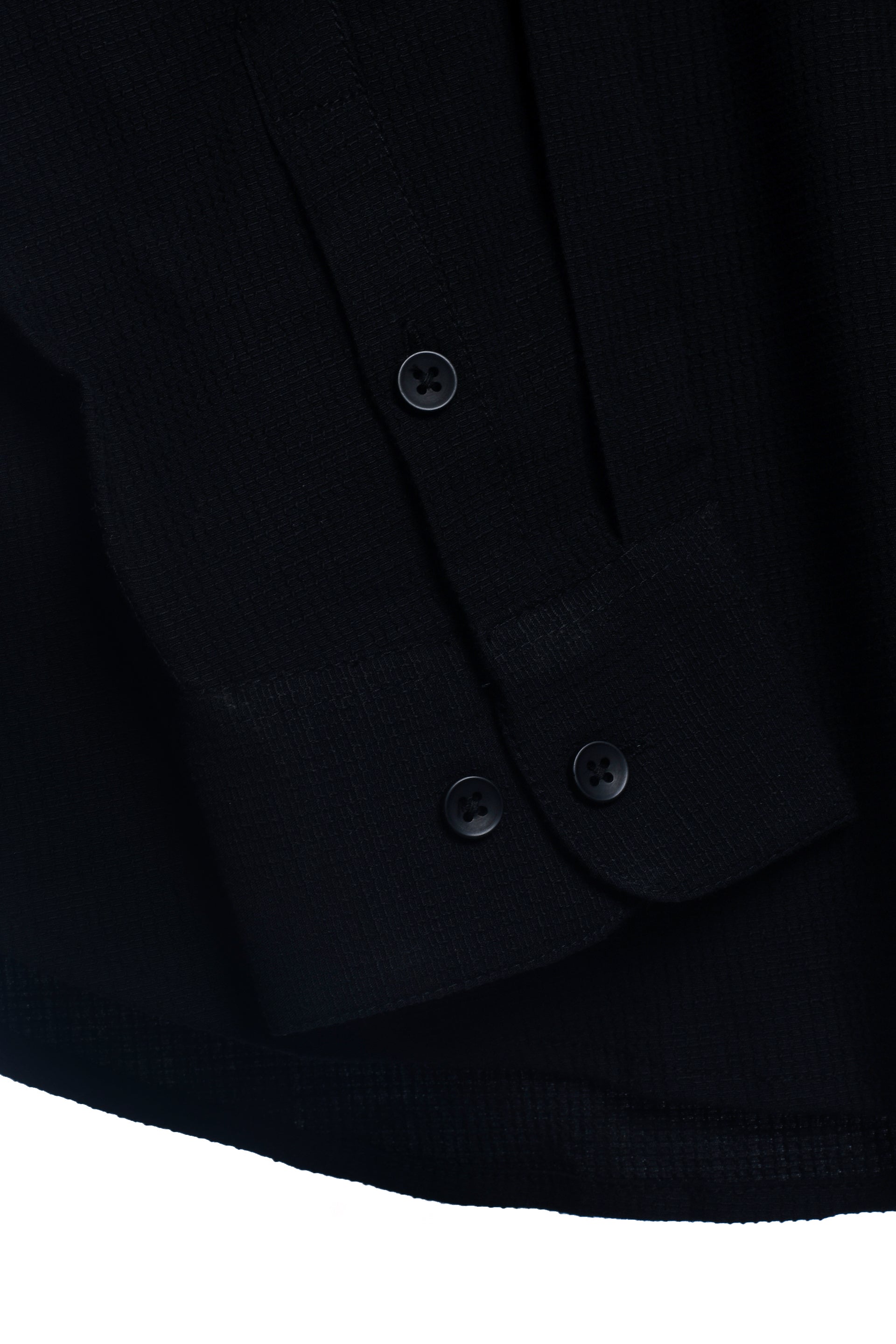 EASY IRON TEXTURED MANDARIN SHIRT IN BLACK
