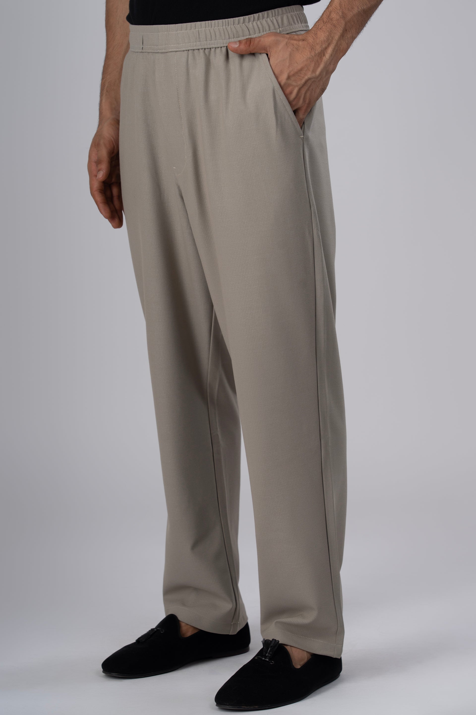 Easy Iron Flexiwaist Relaxed Trouser In Beige