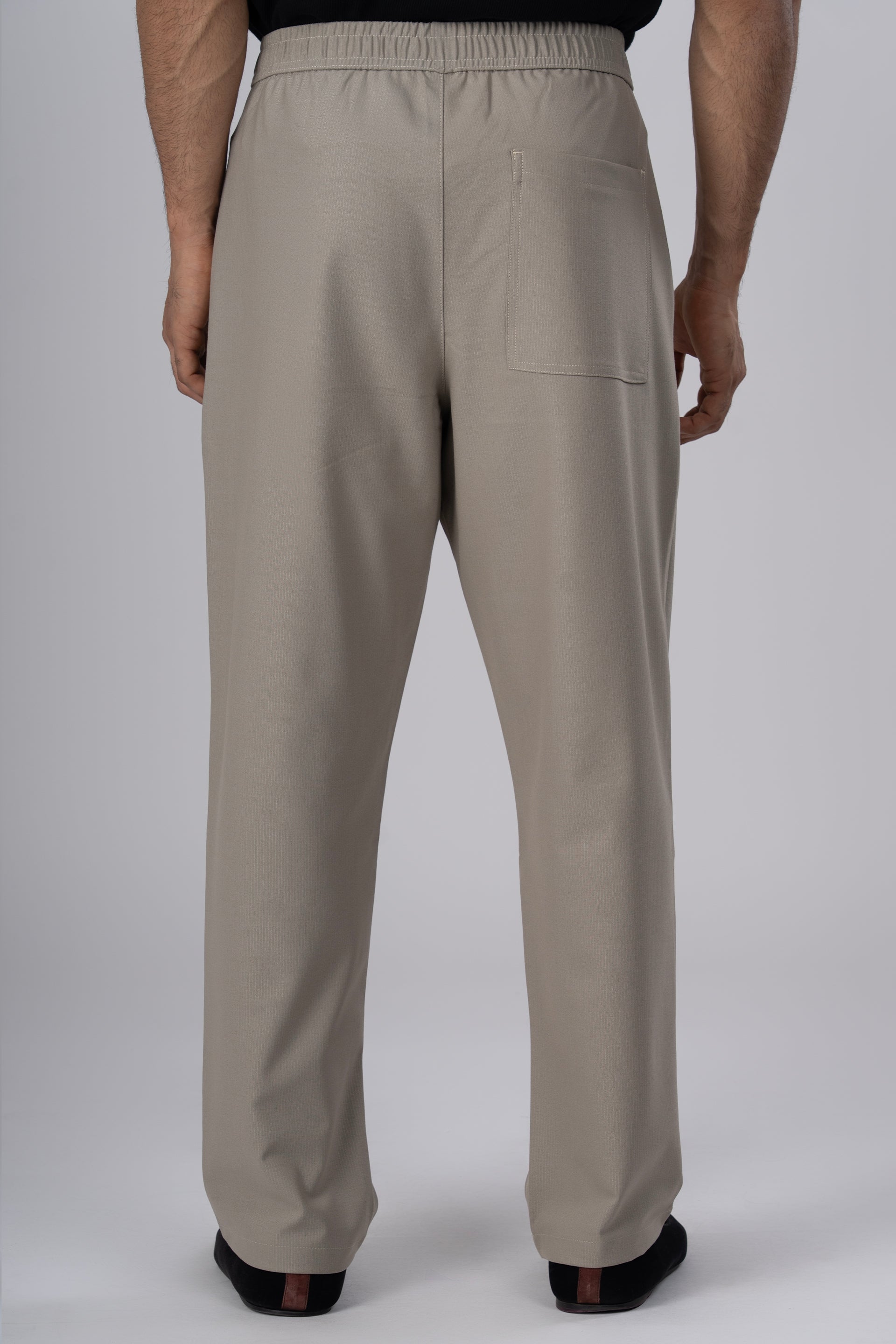 Easy Iron Flexiwaist Relaxed Trouser In Beige