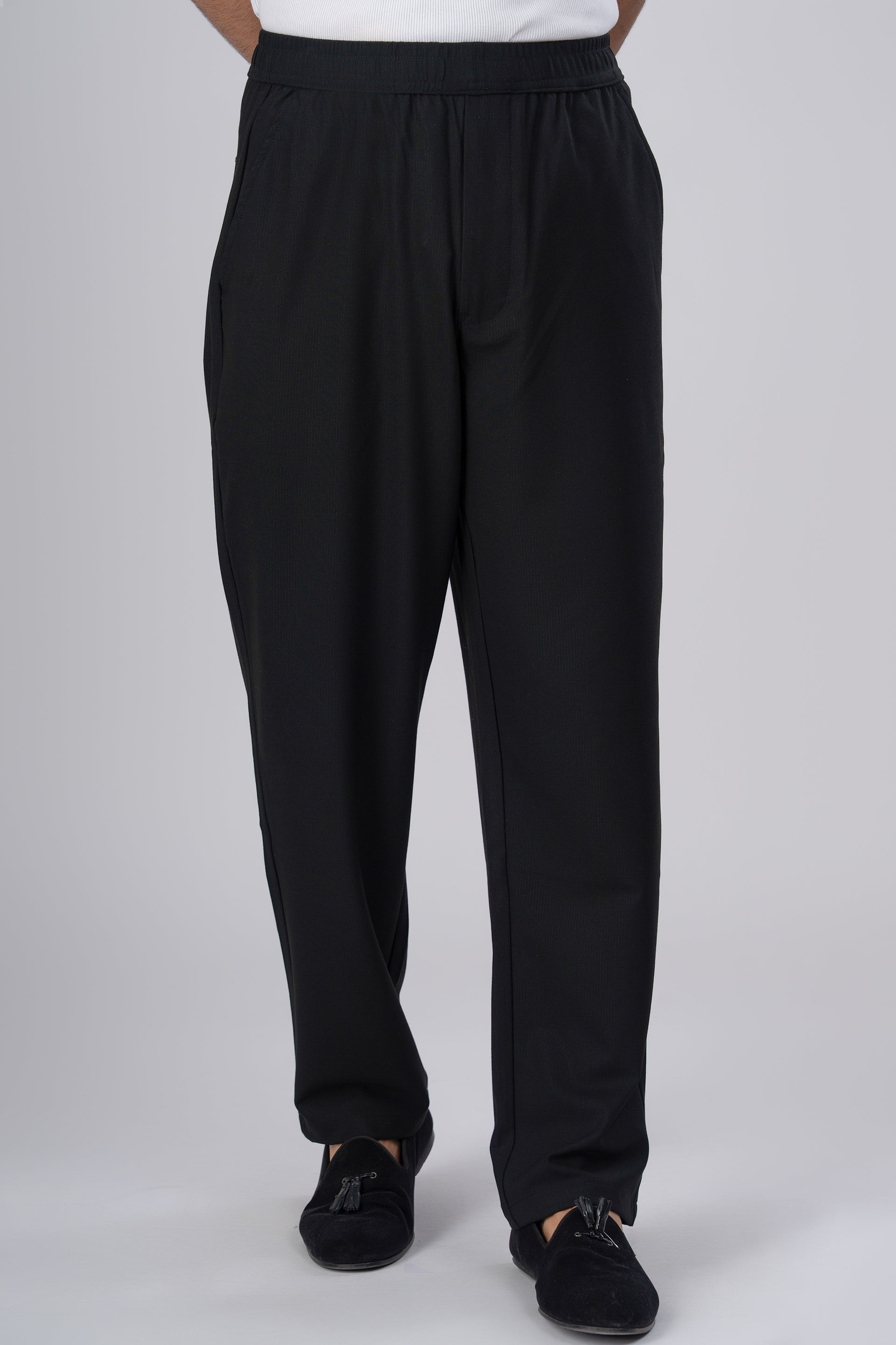Easy Iron Flexiwaist Relaxed Trouser In Black