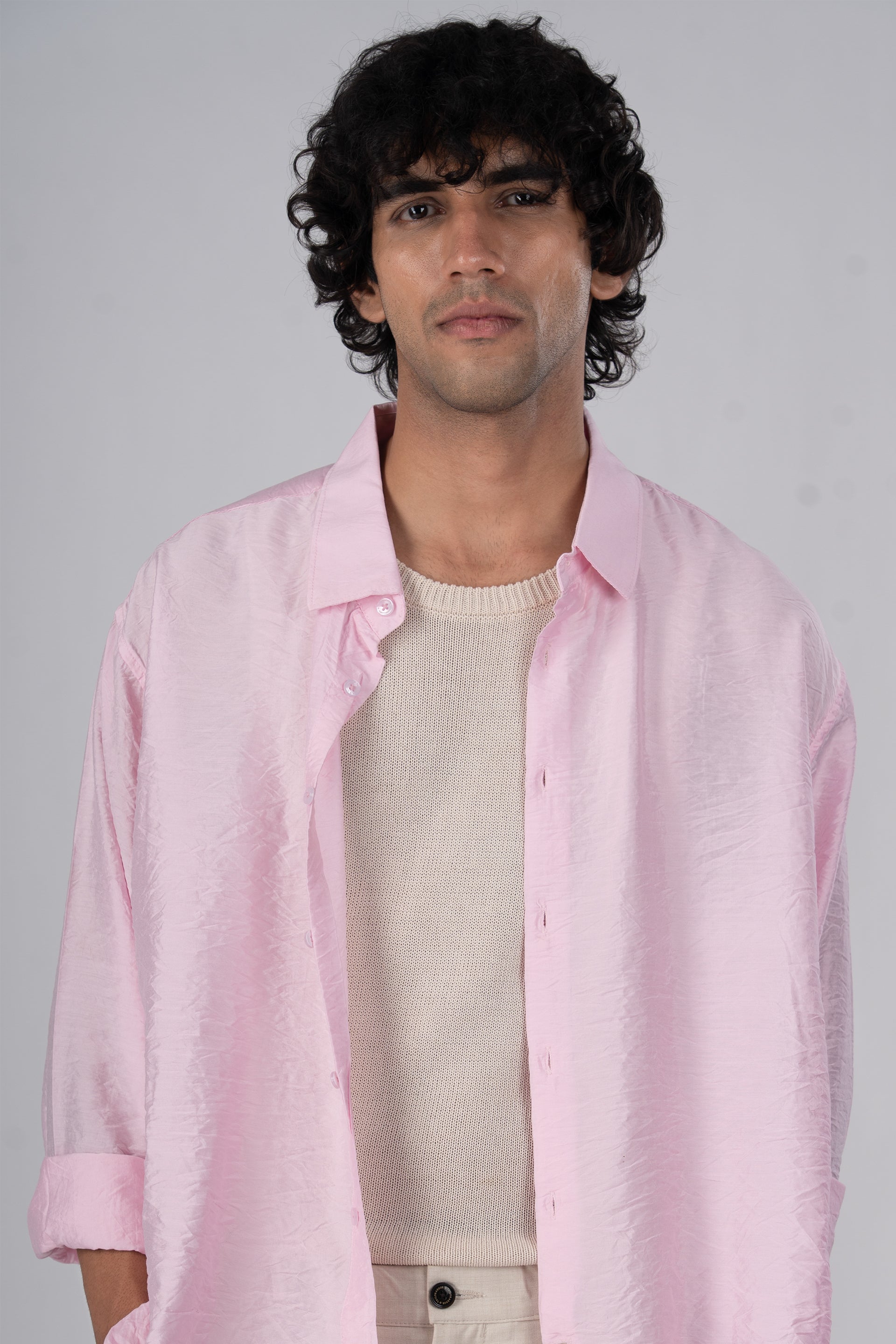 Men's soft nylon relaxed shirt in pink – soft touch, airy drape, modern relaxed elegance | Tailoraedge