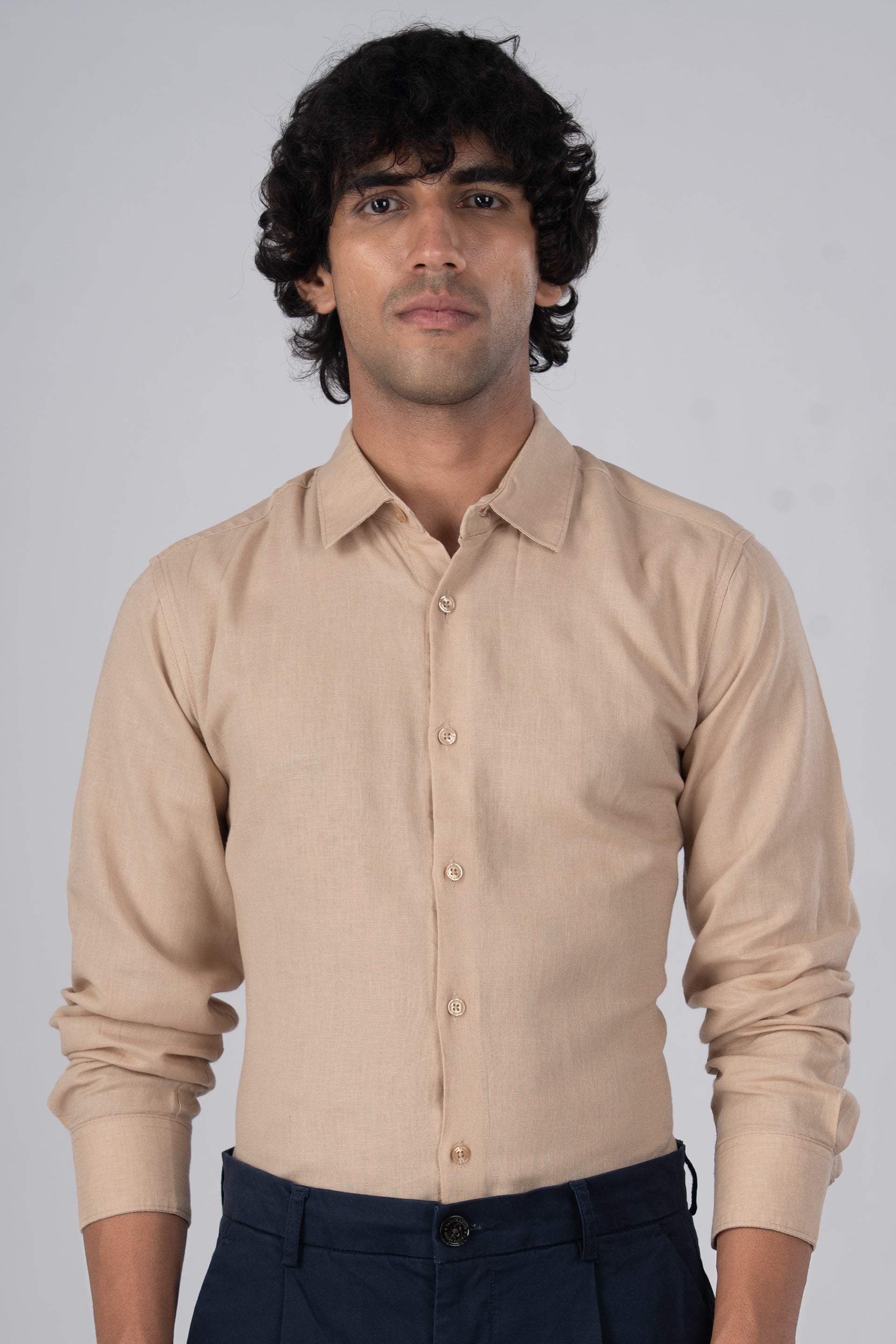 Men's premium lyocell linen shirt in beige – soft touch, lightweight, timeless everyday wear | Tailoraedge