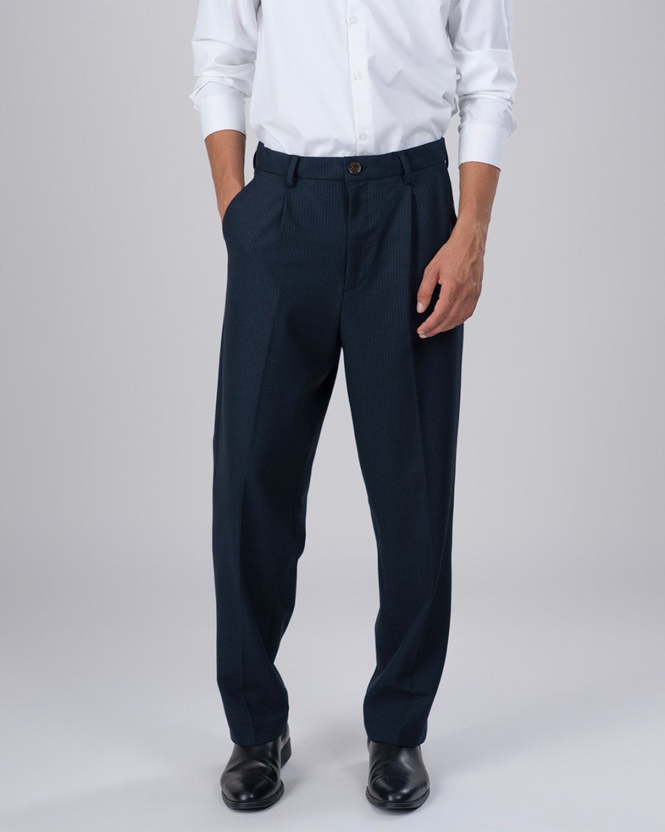Choosing Relaxed Fit Trousers for Men: A Guide to Comfort and Style