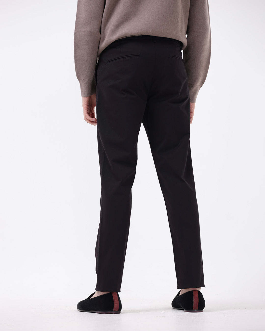 Essential Pleated Fine Twill Pants In Black