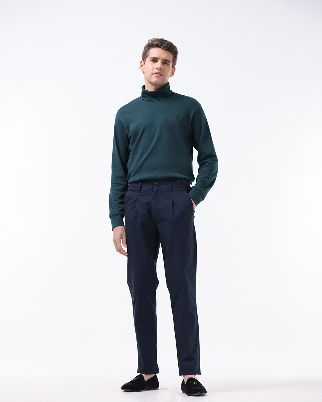 Essential Pleated Fine Twill Pants In Navy