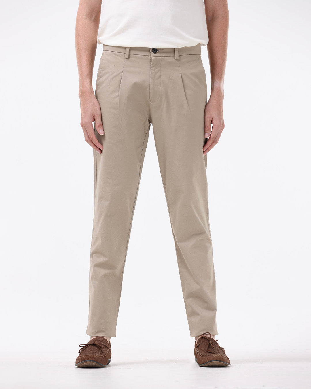 Essential Pleated Fine Twill Pants In Khaki