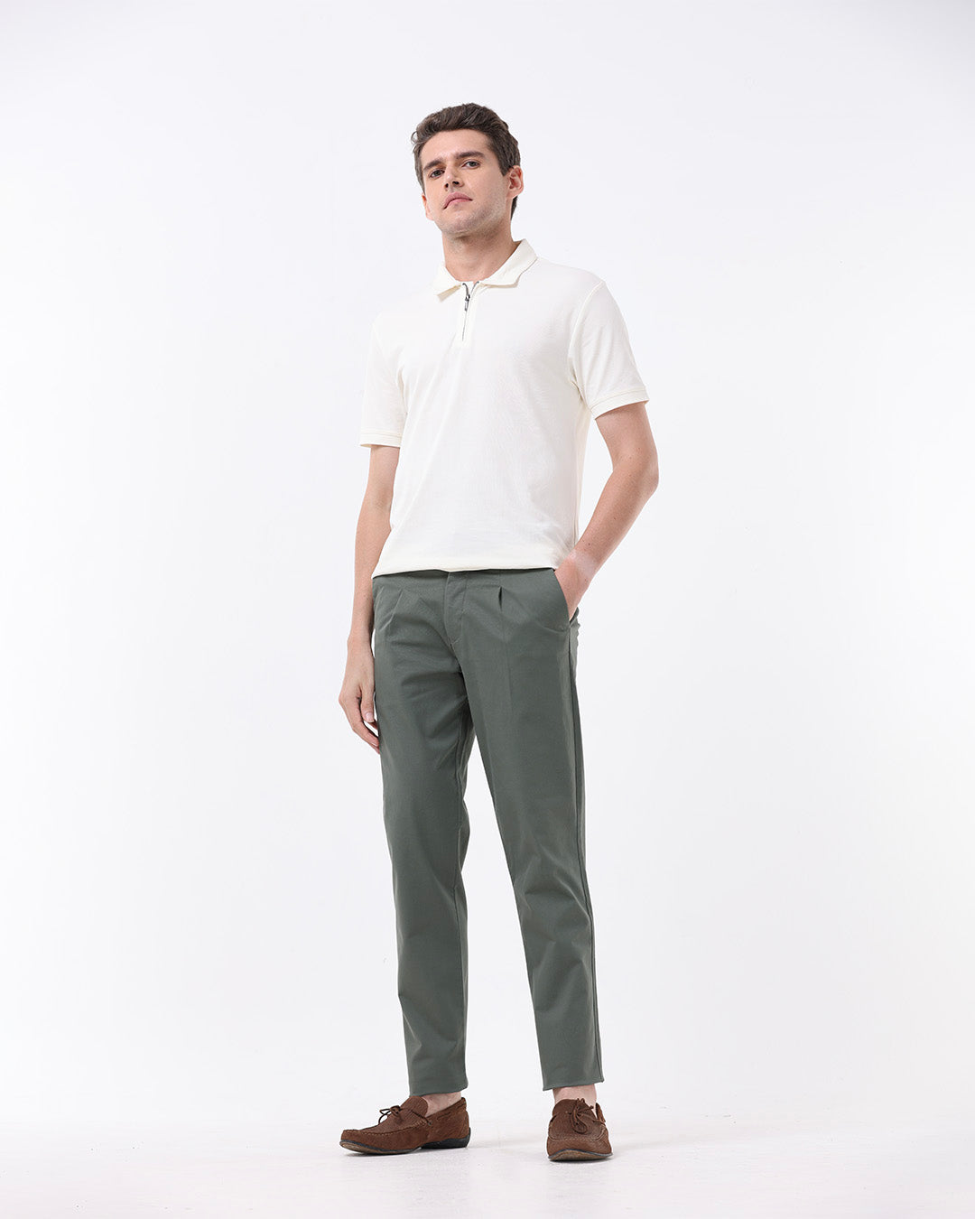 Essential Pleated Fine Twill Pants In Olive
