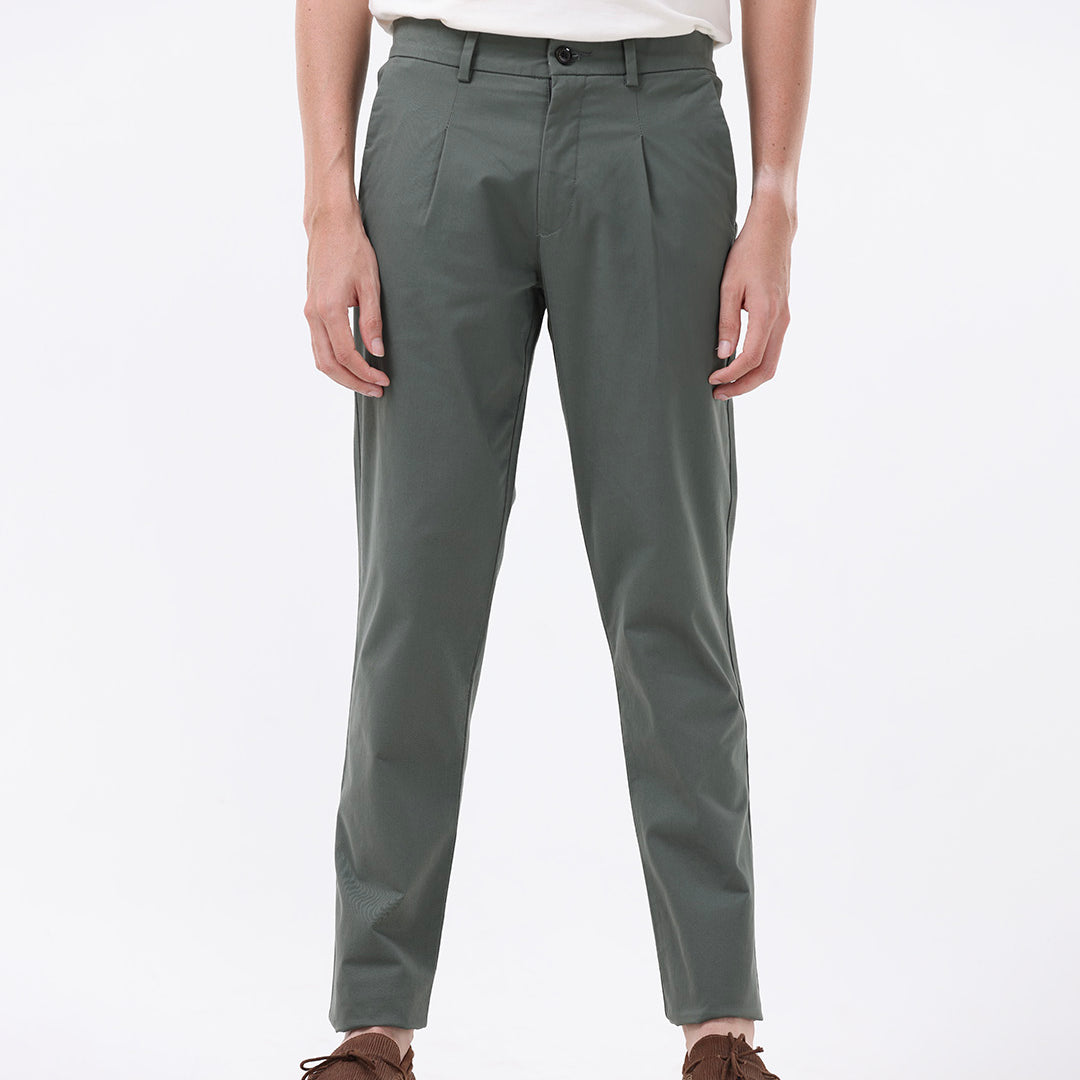Essential Pleated Fine Twill Pants In Olive