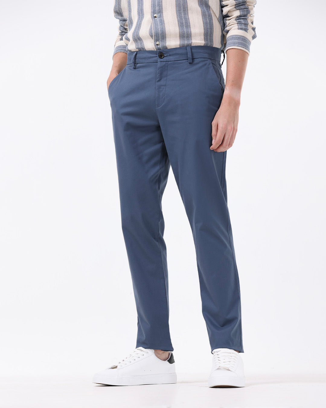 Signature Chinos In Aqua Blue