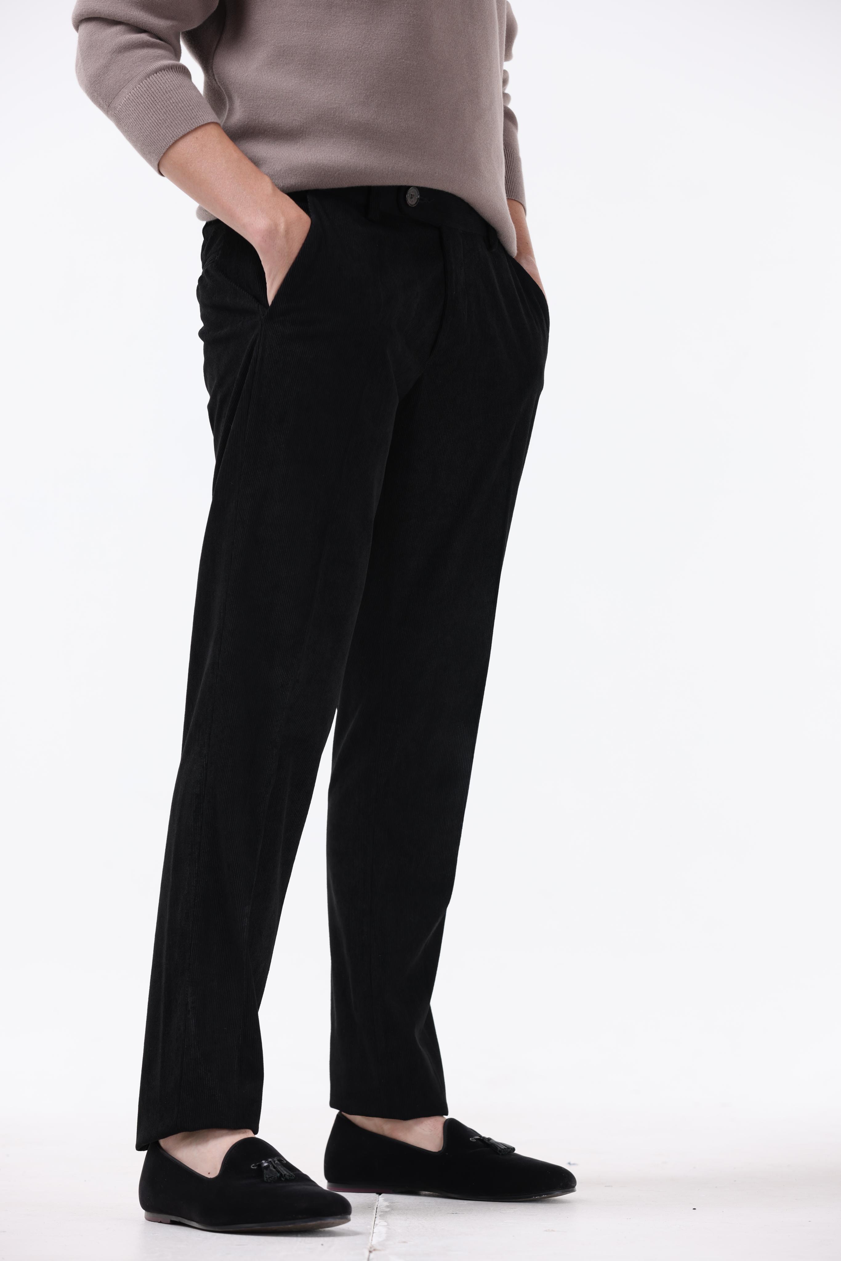 STATEMENT CORDUROY TROUSERS IN BLACK