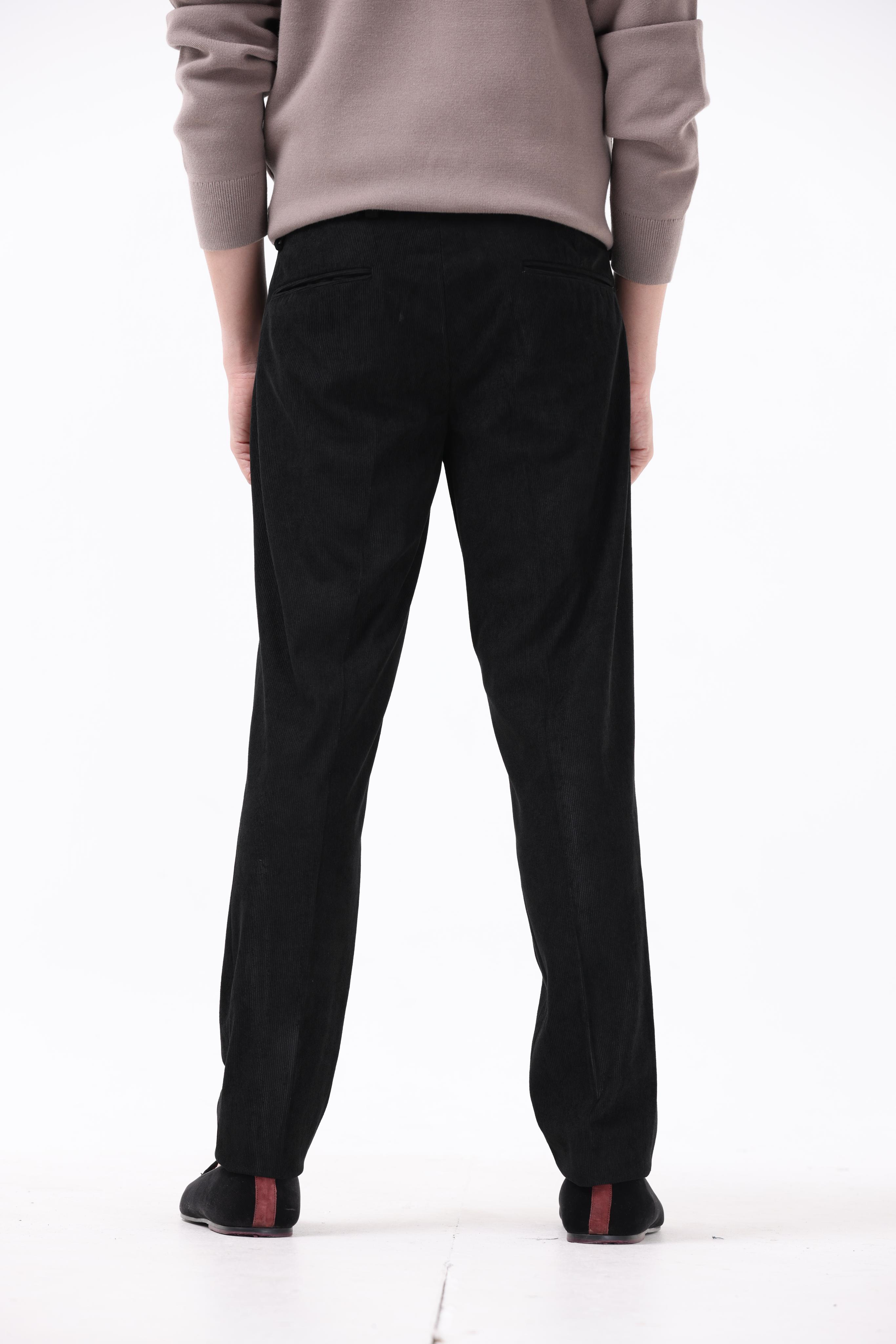 STATEMENT CORDUROY TROUSERS IN BLACK