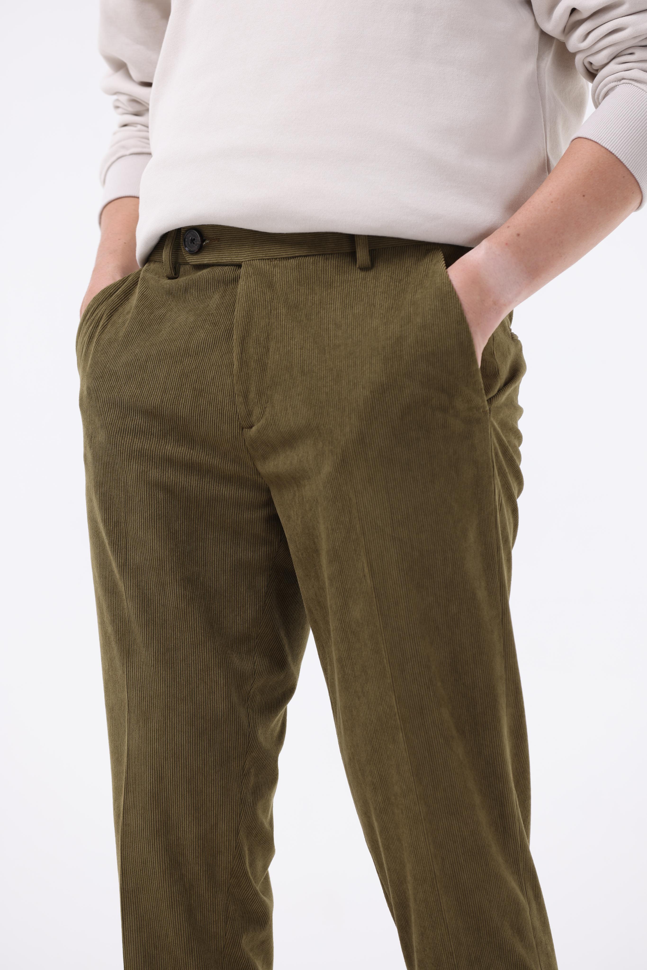 STATEMENT CORDUROY TROUSERS