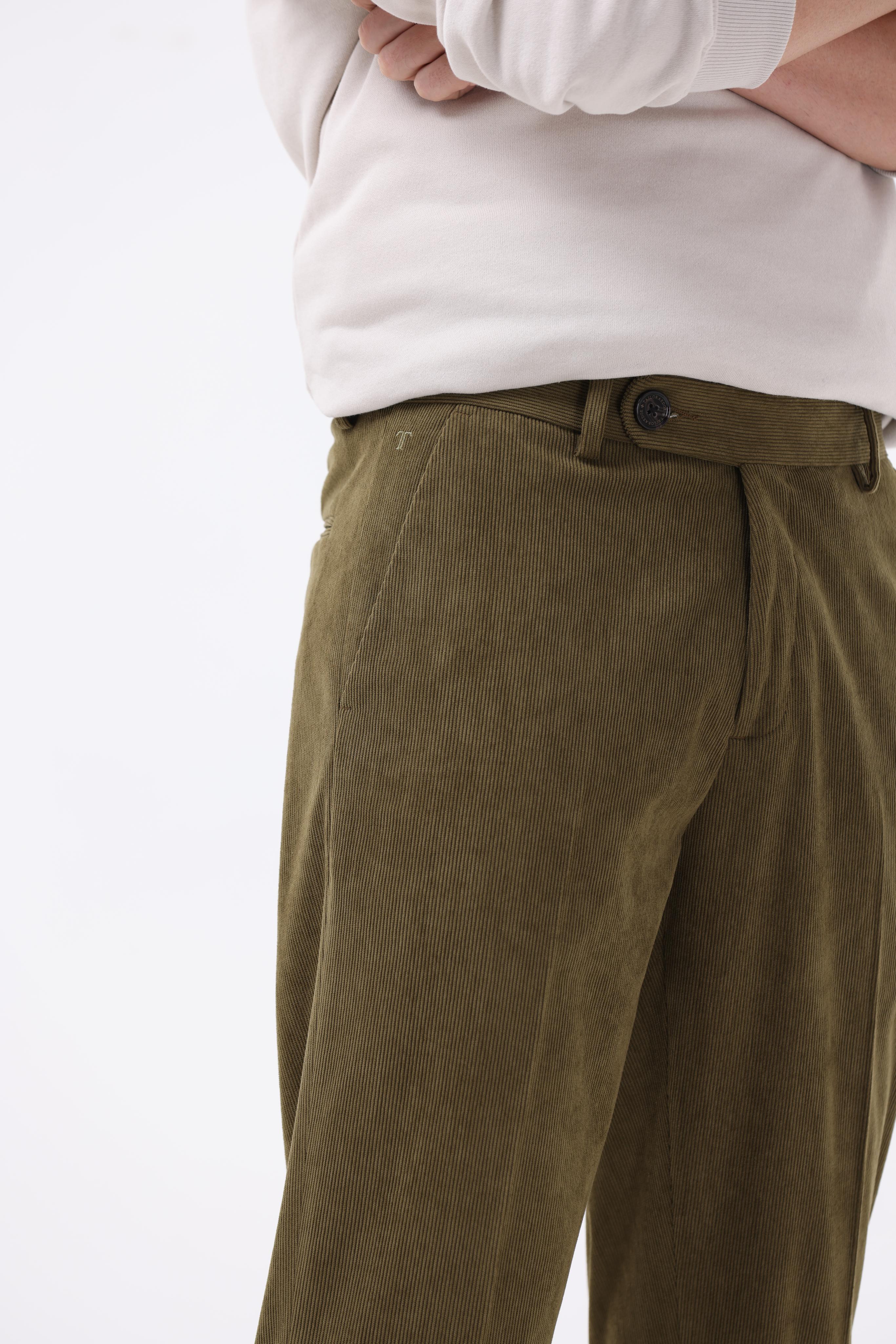 STATEMENT CORDUROY TROUSERS