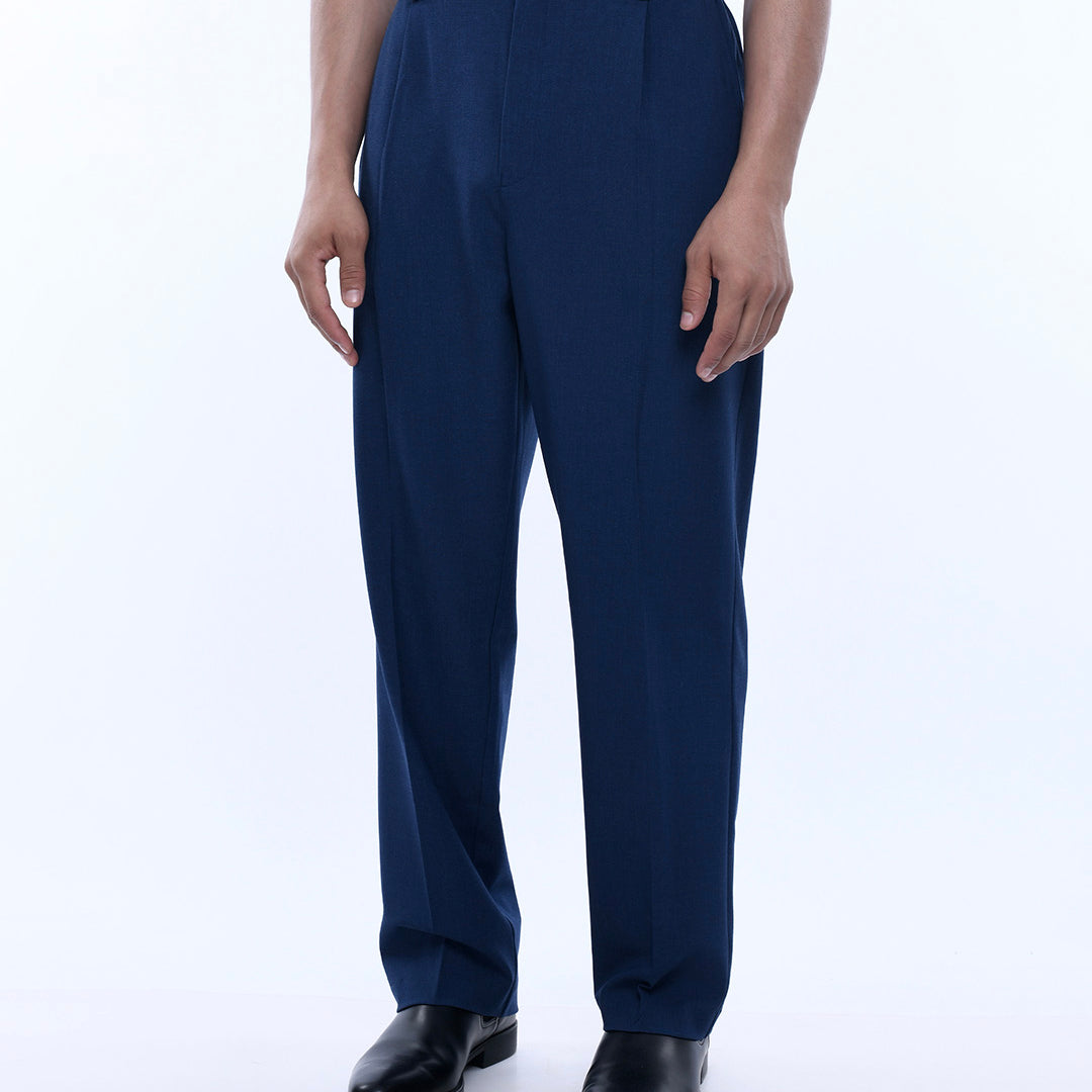 Soft Iron Flexi Relaxed Trouser In Blue