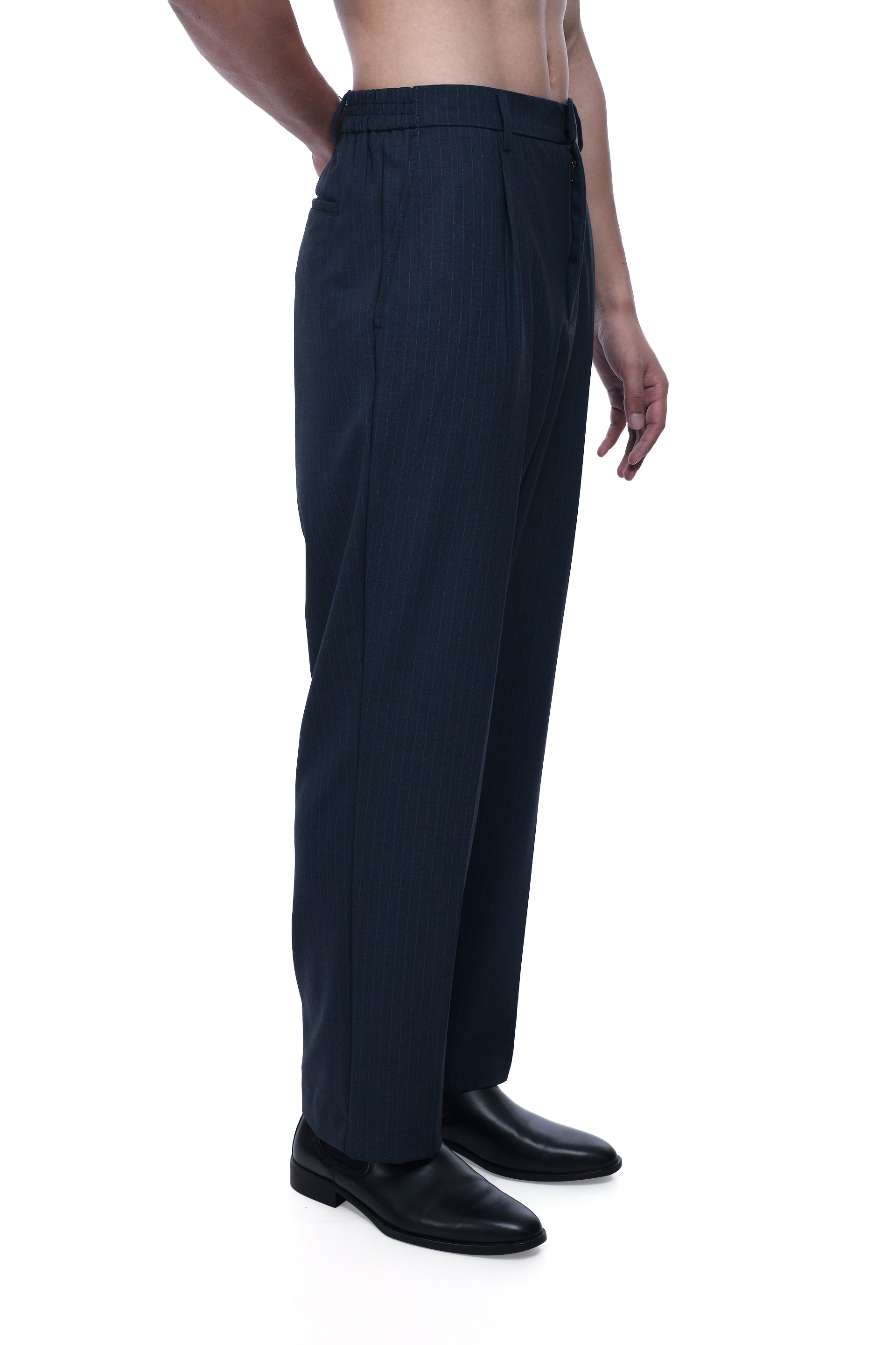 SOFT MIRACLE PINSTRIPED RELAXED PANTS