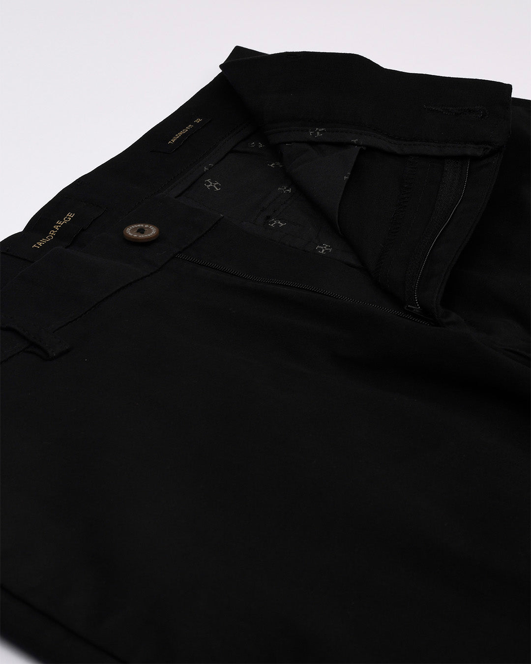 Finest Twill Relaxed Cargo Pants In Black