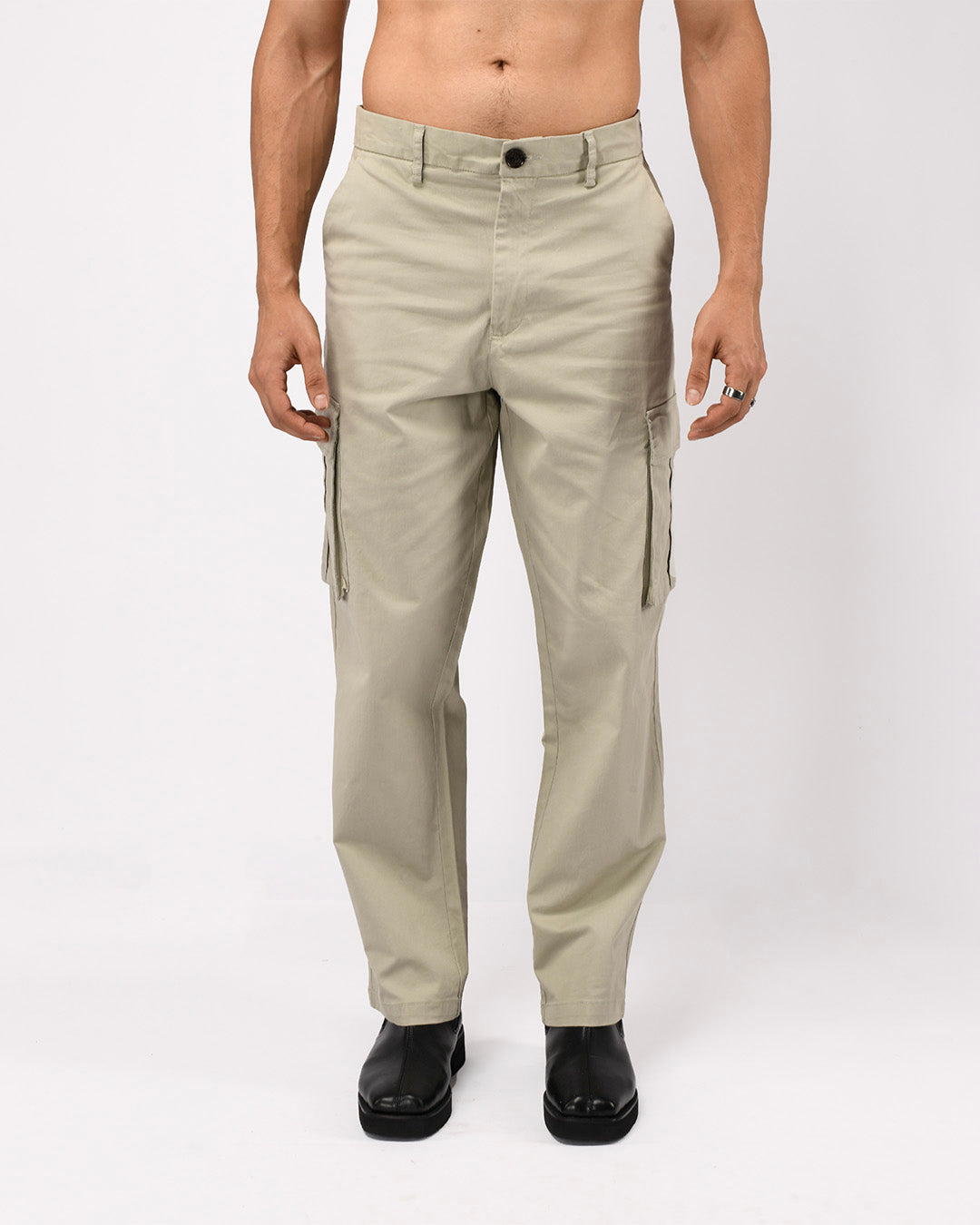 Finest Twill Relaxed Cargo Pants In Pistachio