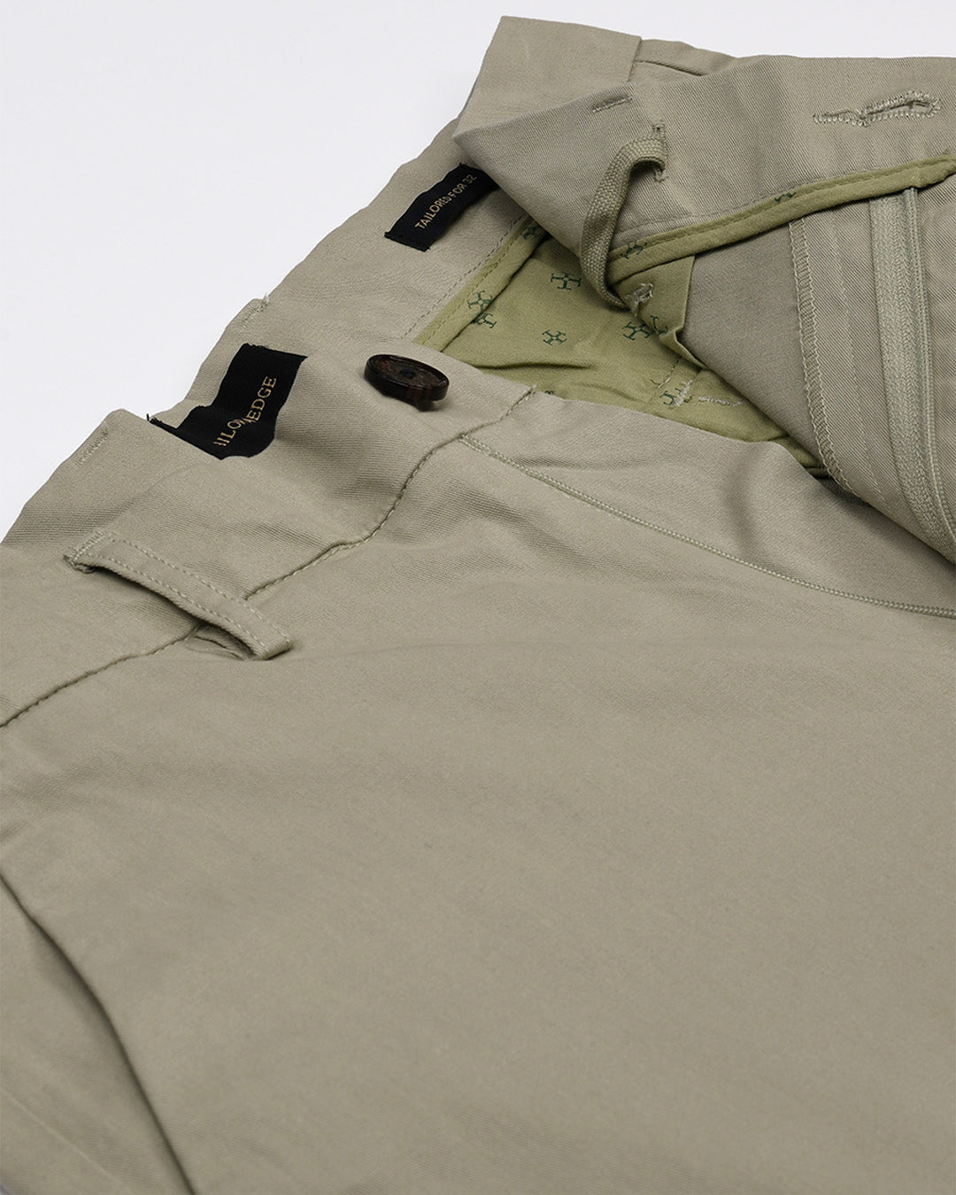 Finest Twill Relaxed Cargo Pants In Pistachio
