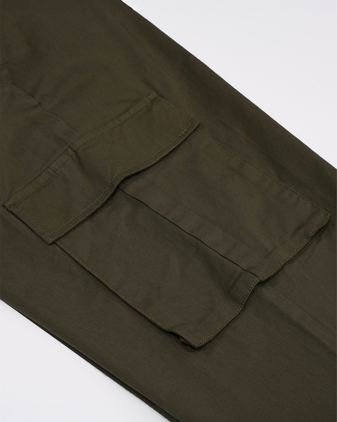 Finest Twill Relaxed Cargo Pants In Olive