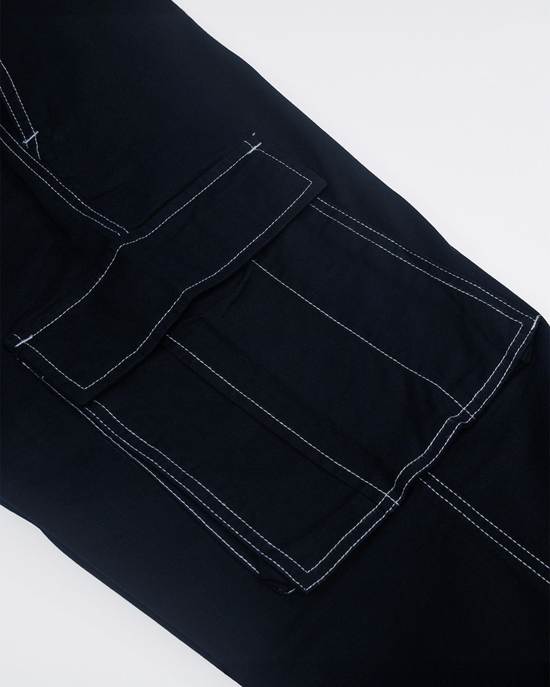 Contrast Stitch Relaxed Cargo Pants In Navy