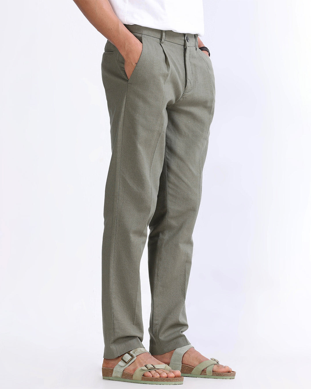 Raw Slub Pleated Trouser In Pine Olive