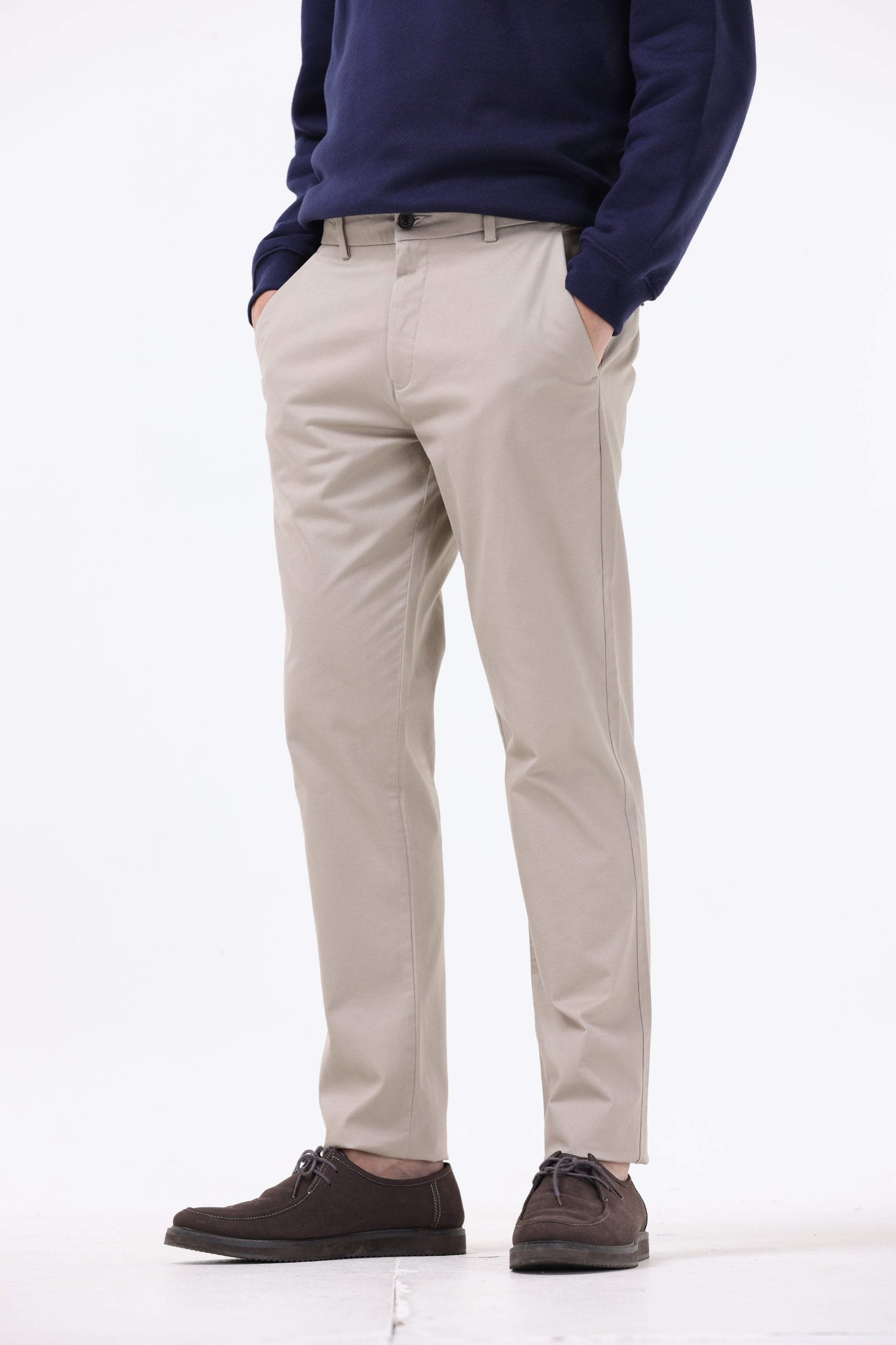 BROKEN SIGNATURE CHINOS IN BEIGE