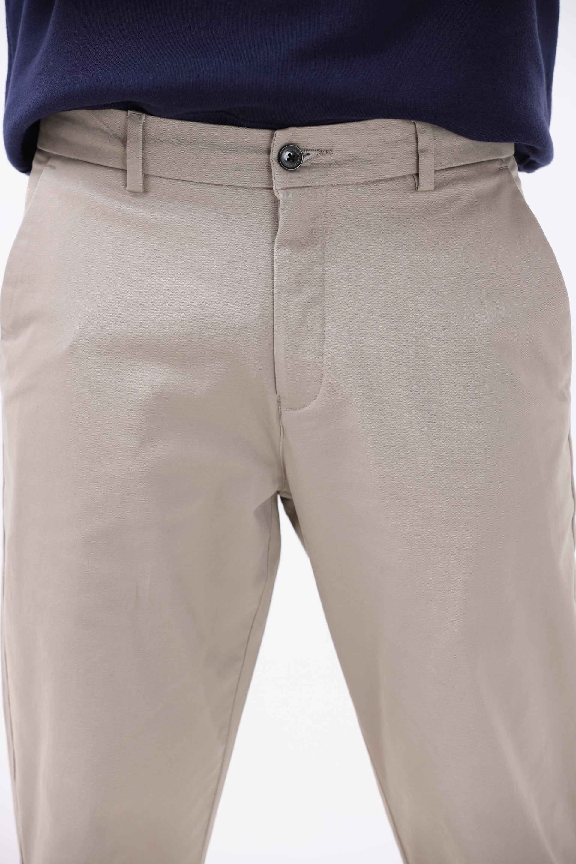 BROKEN SIGNATURE CHINOS IN BEIGE