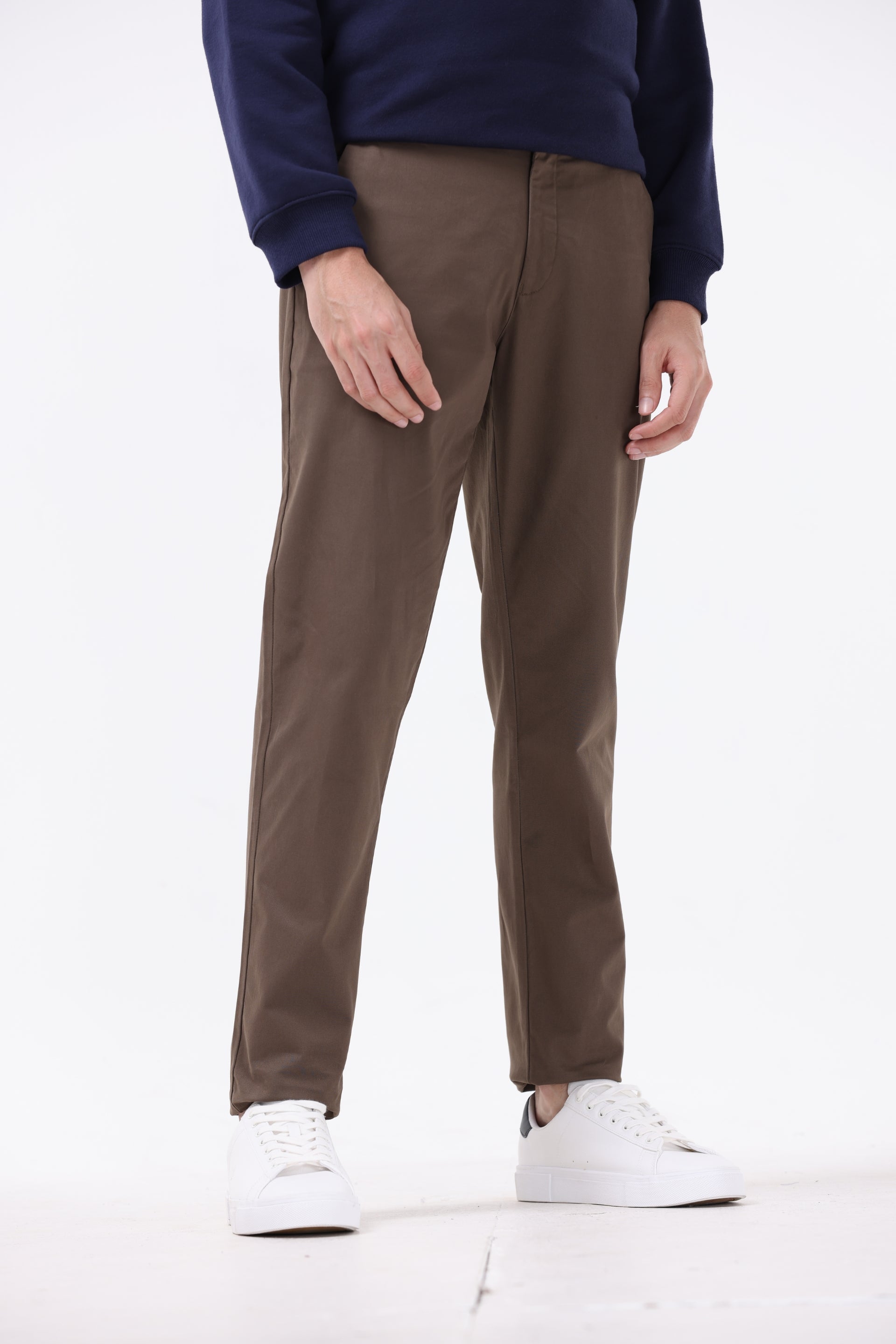 BROKEN SIGNATURE CHINOS IN COFFEE