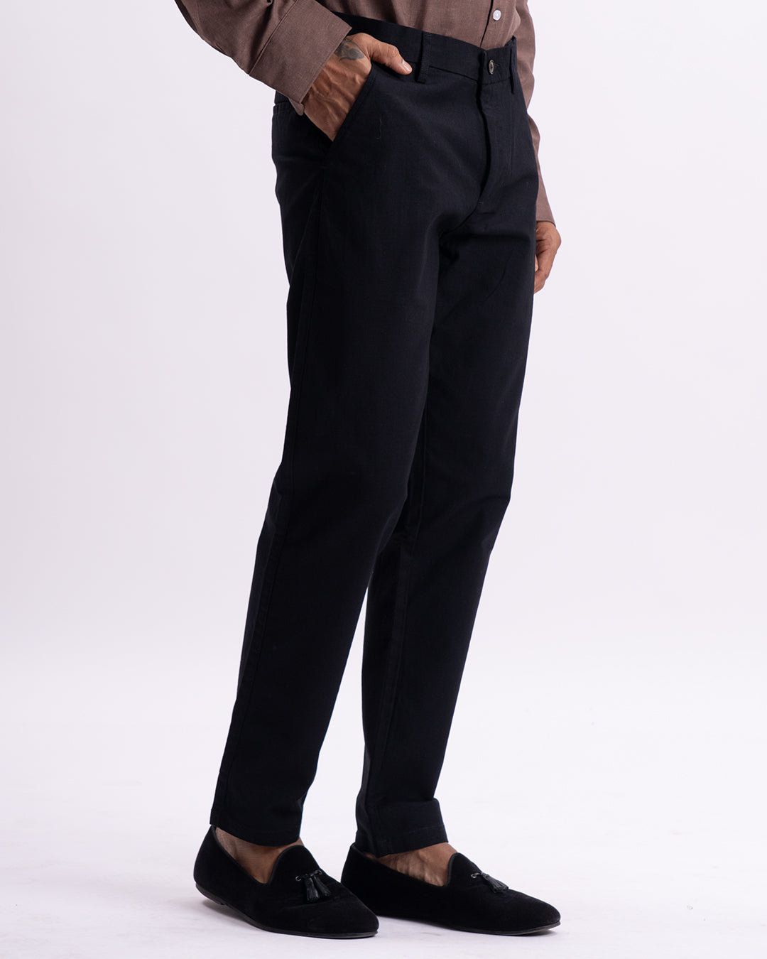 Holiday Tailored Chinos In Black