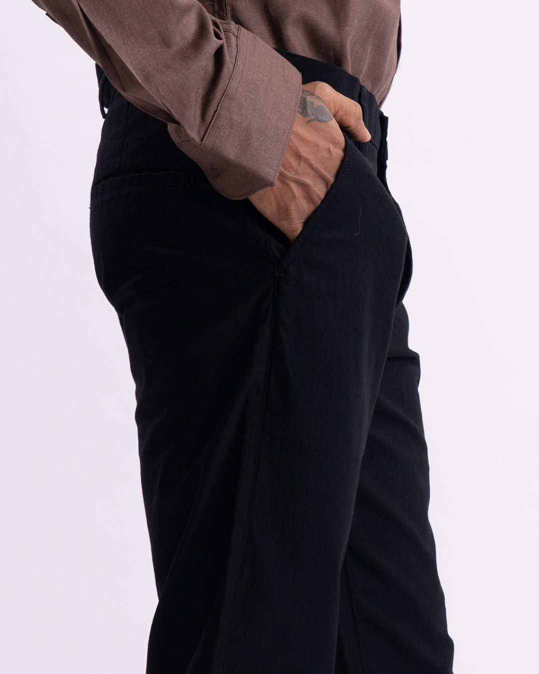 Holiday Tailored Chinos In Black