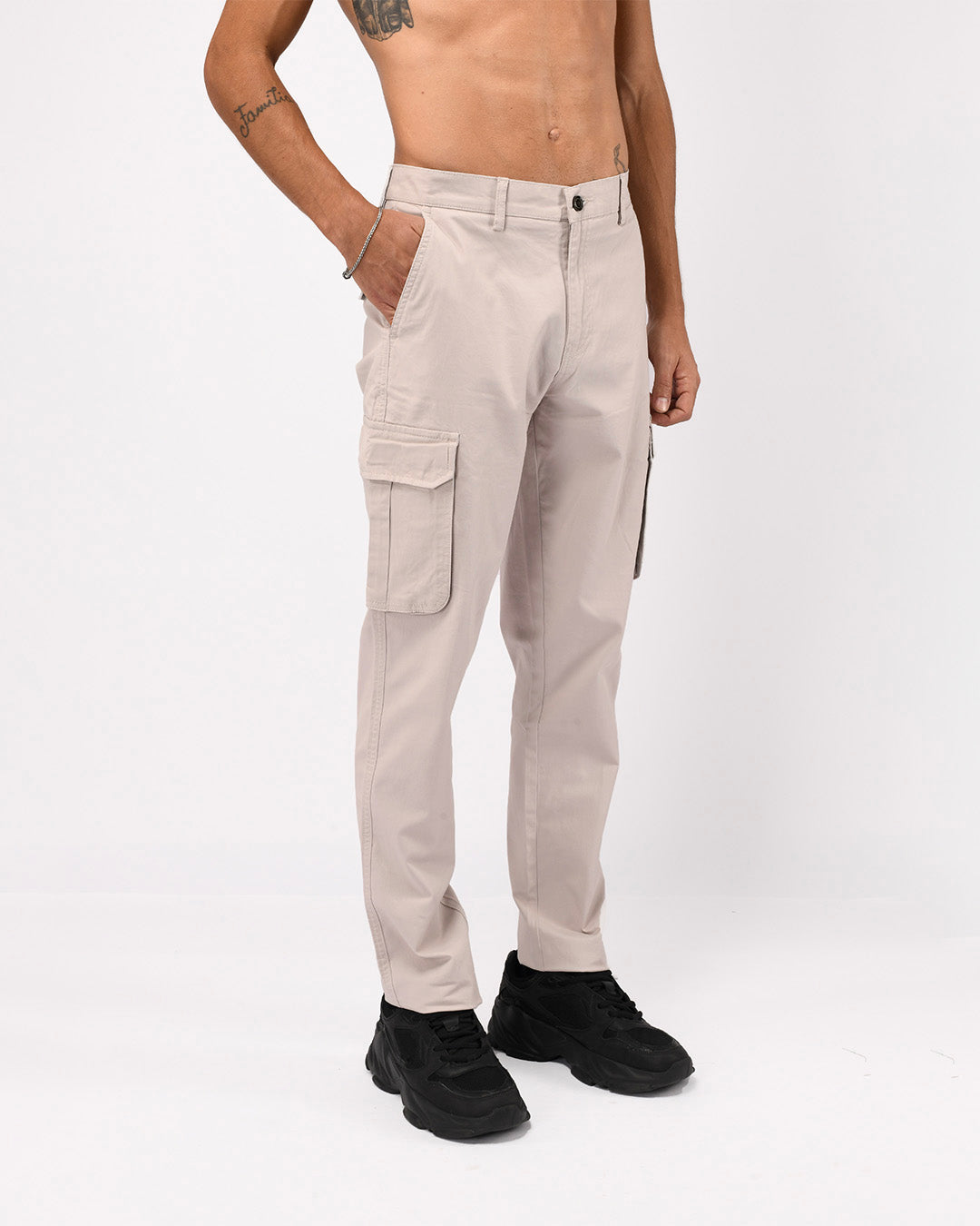 Elevated Twill Tailored Cargo Pant In Ecru