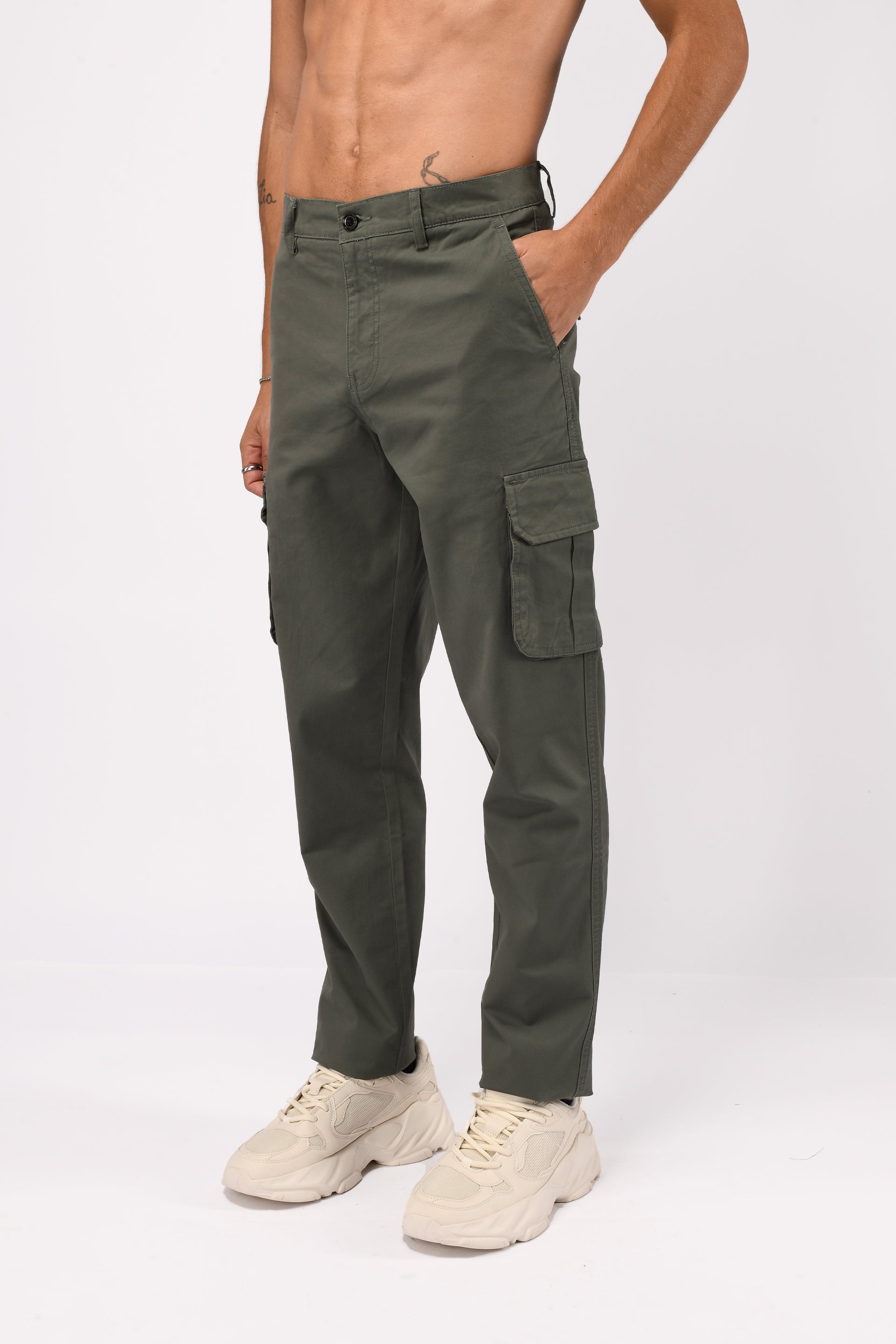 ELEVATED TWILL TAILORED CARGOS