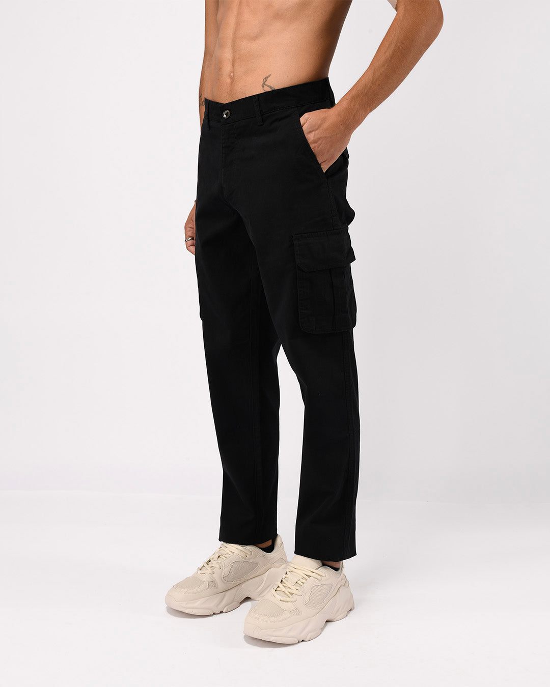 Elevated Twill Tailored Cargo Pant In Black