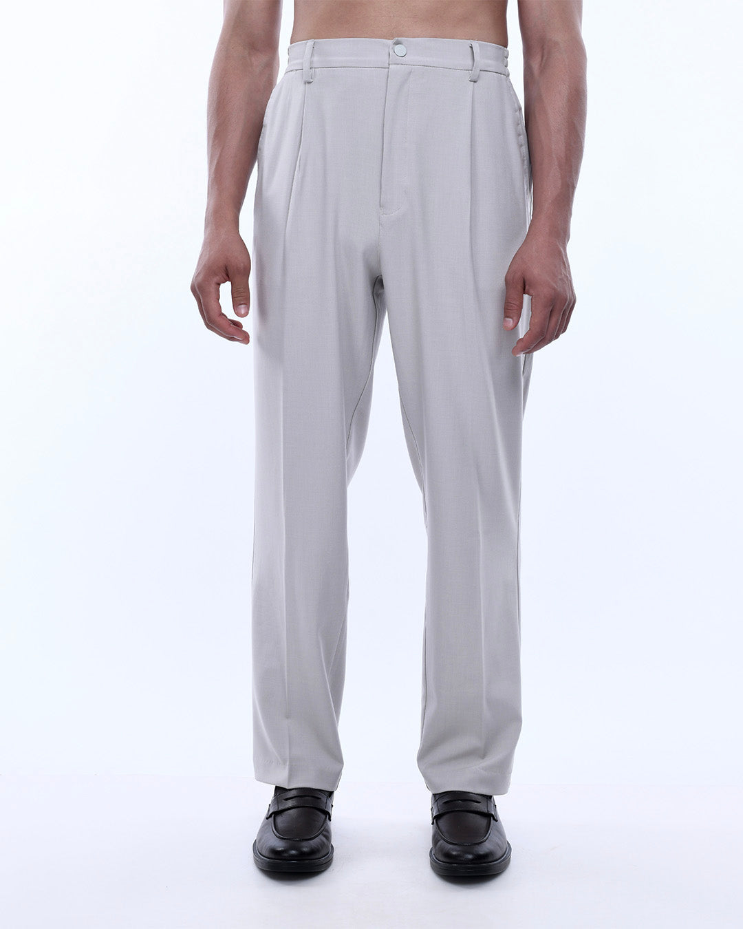 Soft Iron Flexi Relaxed Trouser In Cream