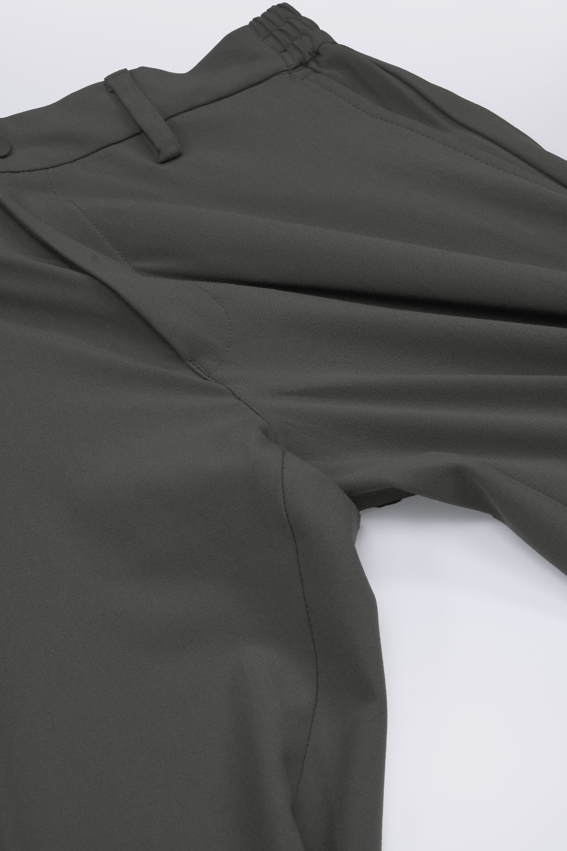 SOFT HANDLE TAILORED TROUSERS