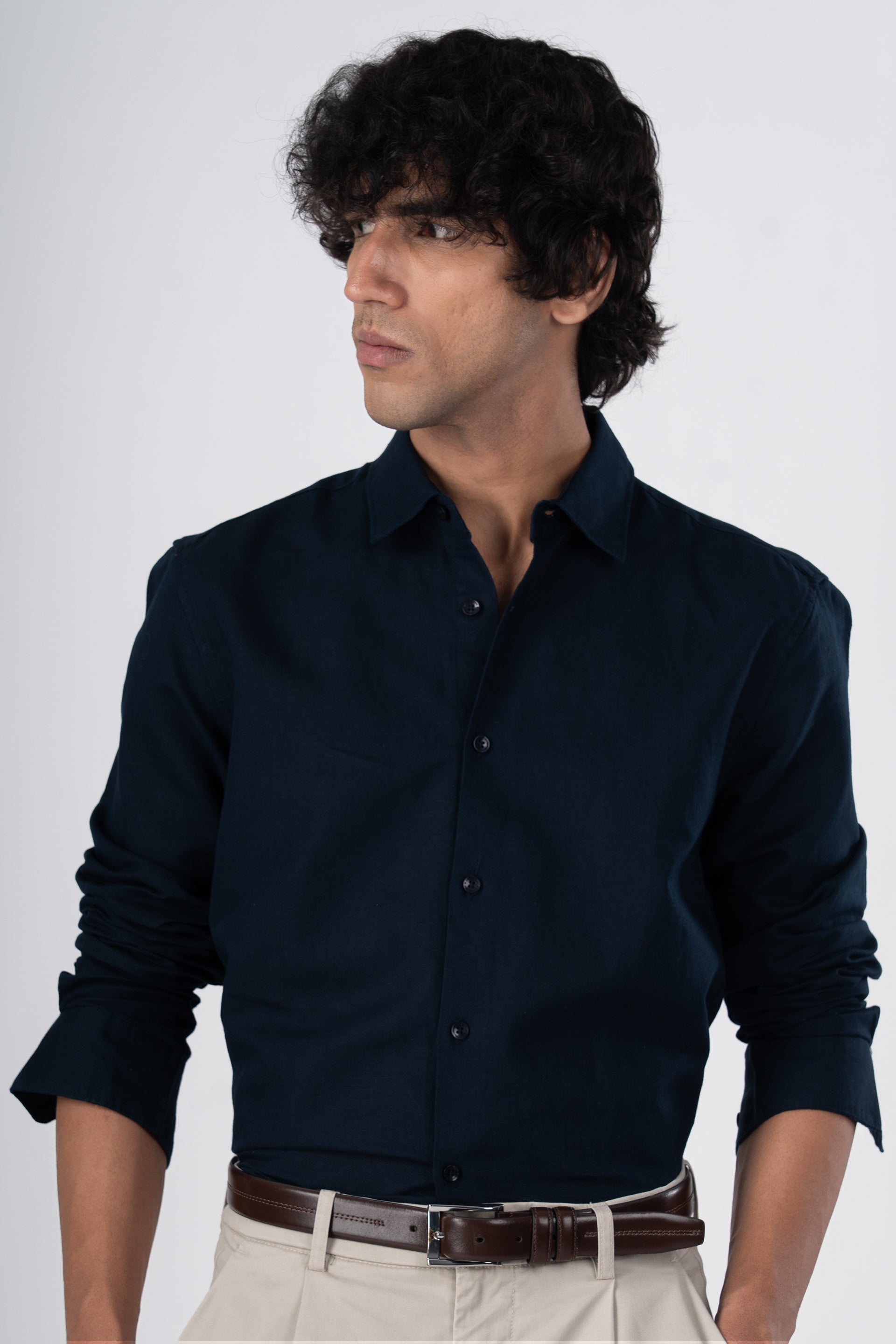 Classic Fused Linen Shirt In Navy Blue