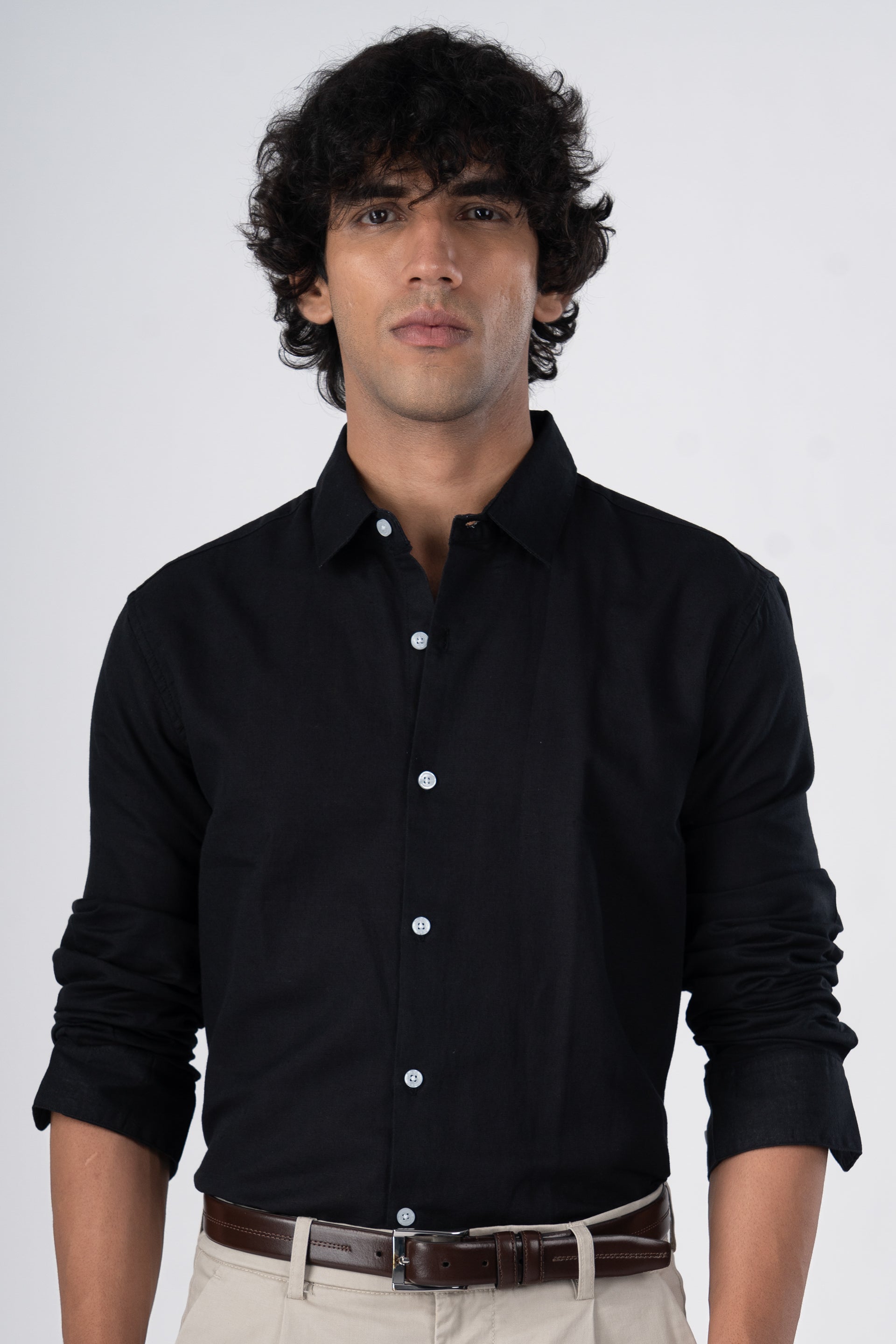 Classic Fused Linen Shirt In Black