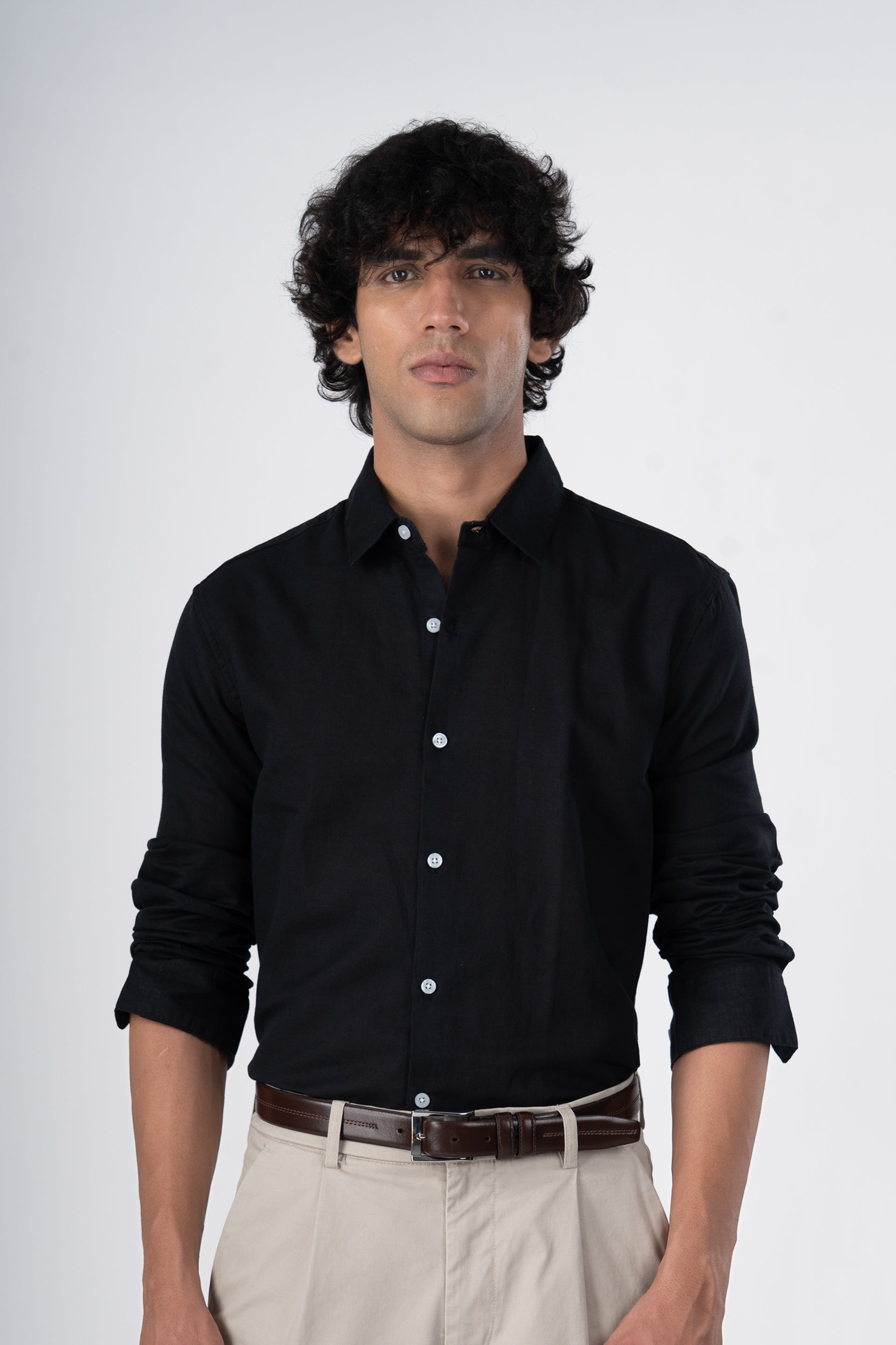 Classic Fused Linen Shirt In Black