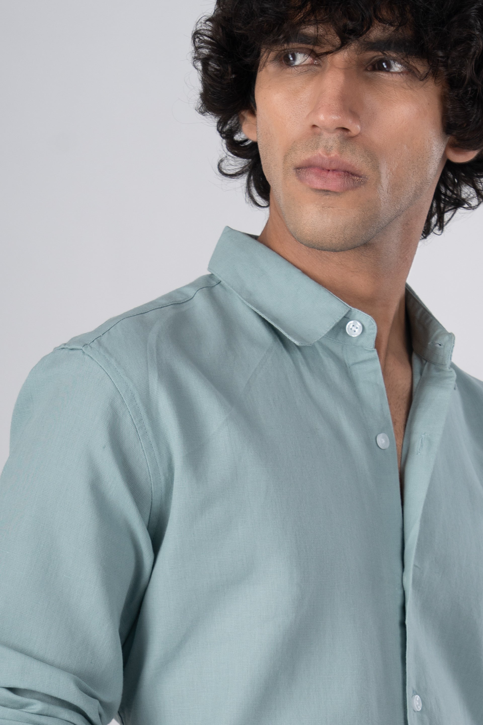 Classic Fused Linen Shirt In Green