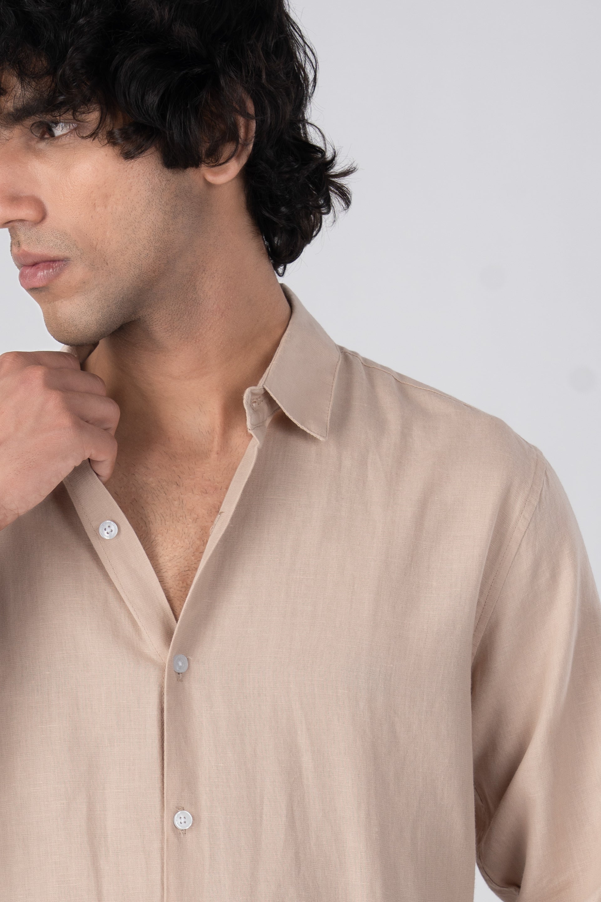 Classic Fused Linen Shirt In Beige