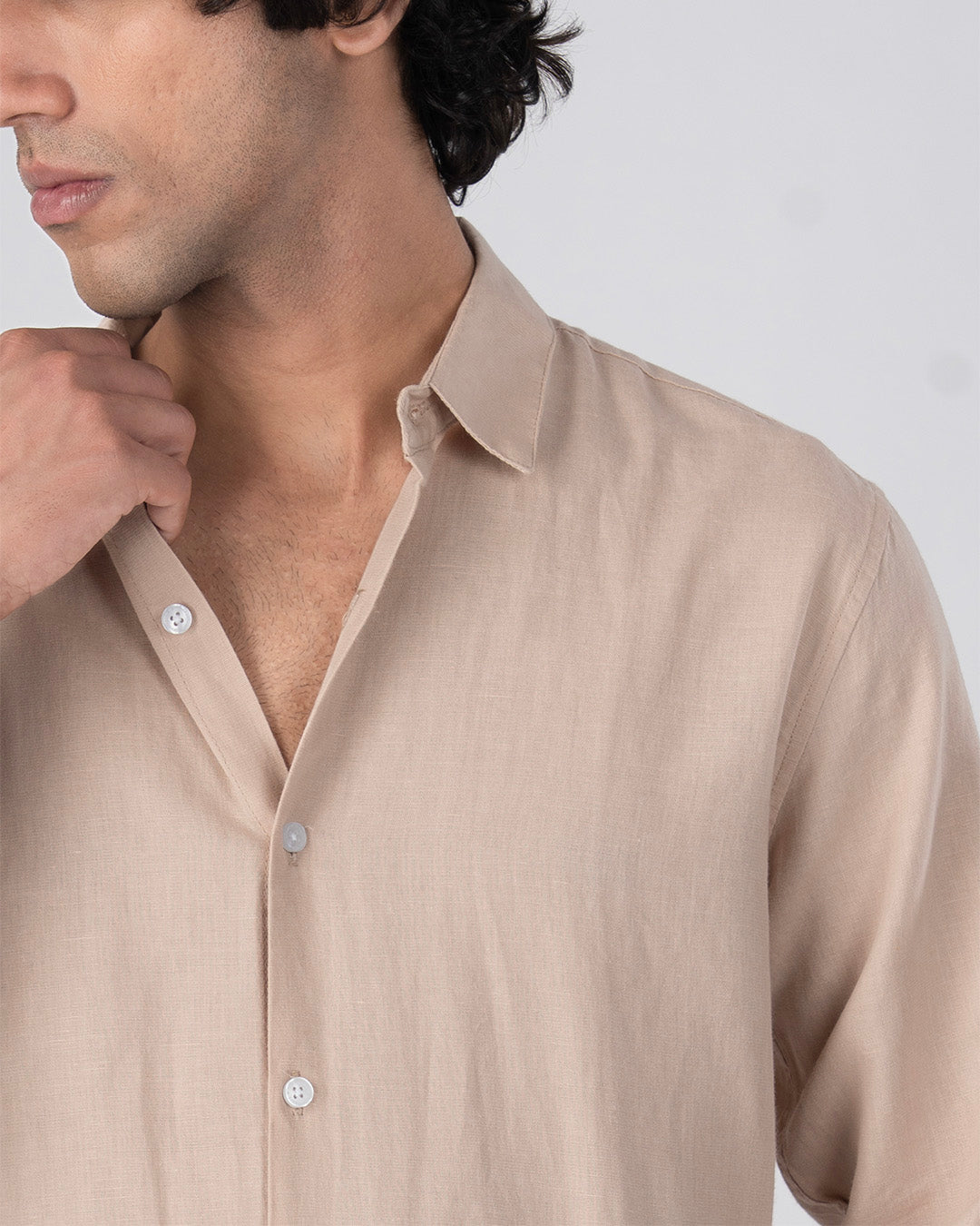 Classic Fused Linen Shirt In Beige