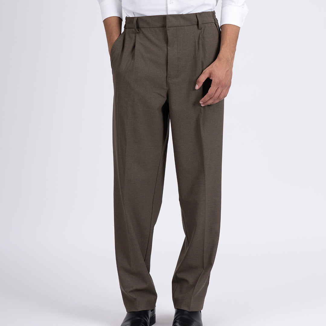 Easy Iron Flexi Relaxed Trouser In Brown