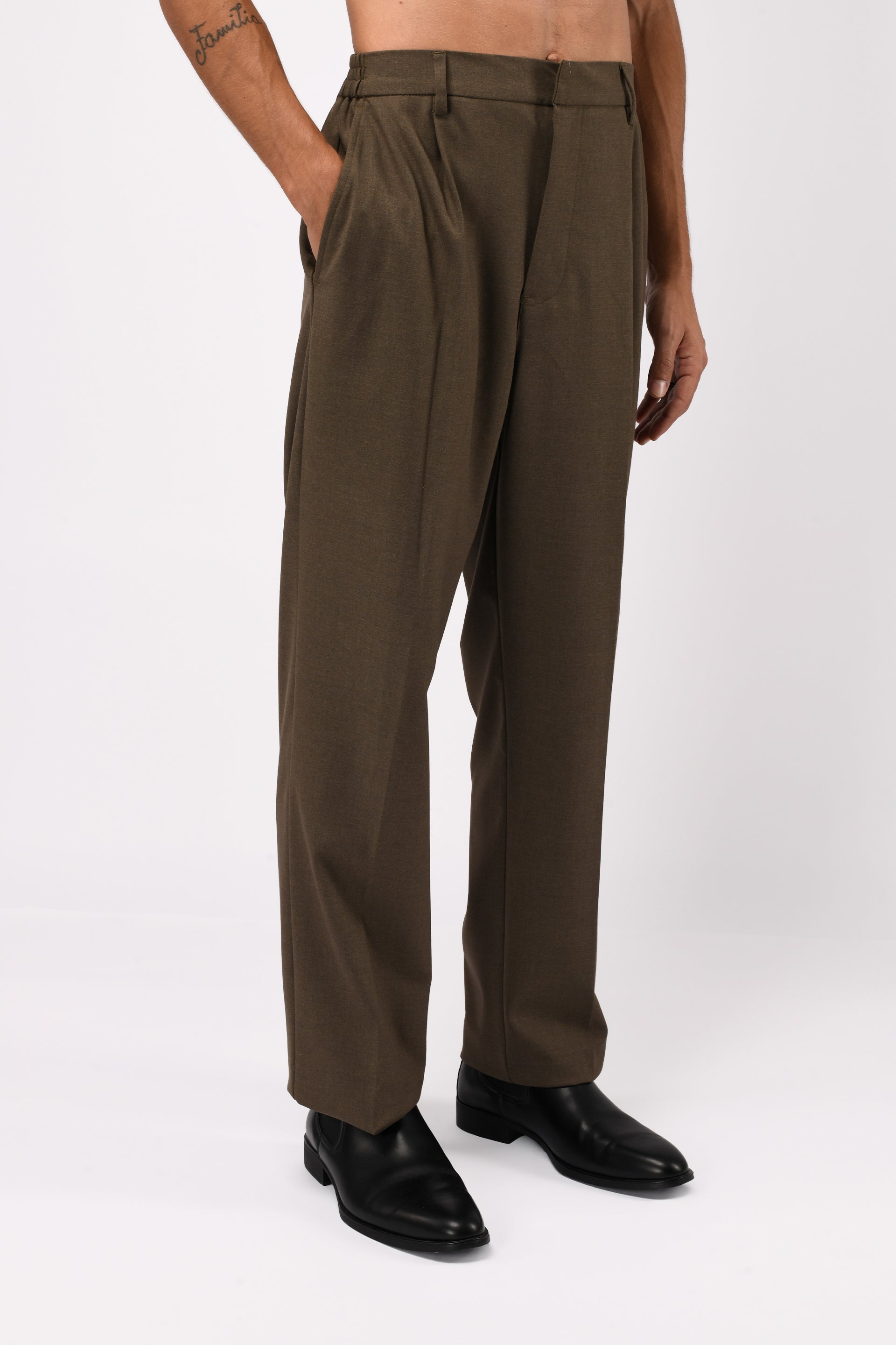 SOFT MIRACLE RELAXED TROUSERS