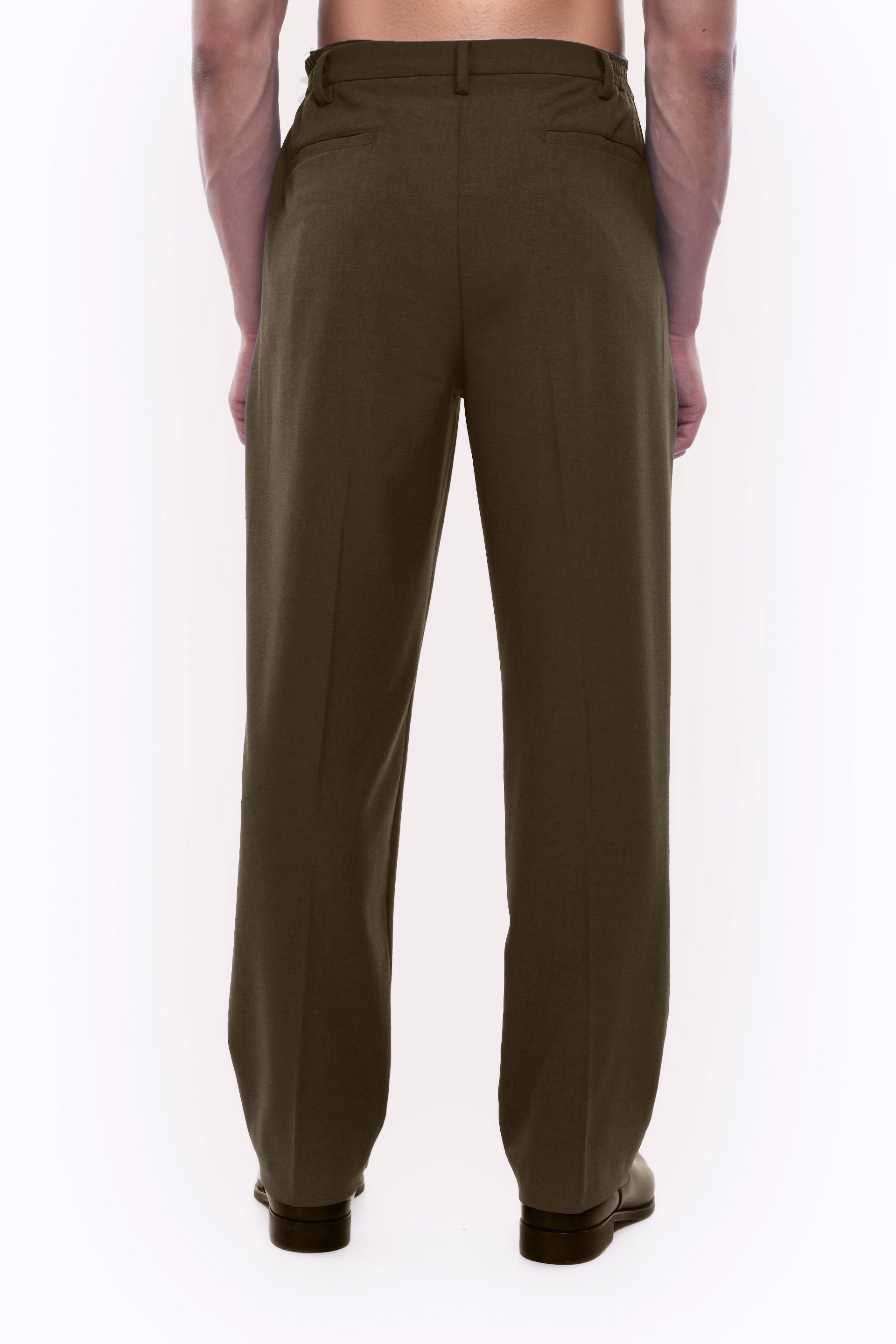 Easy Iron Flexi Relaxed Trouser In Brown