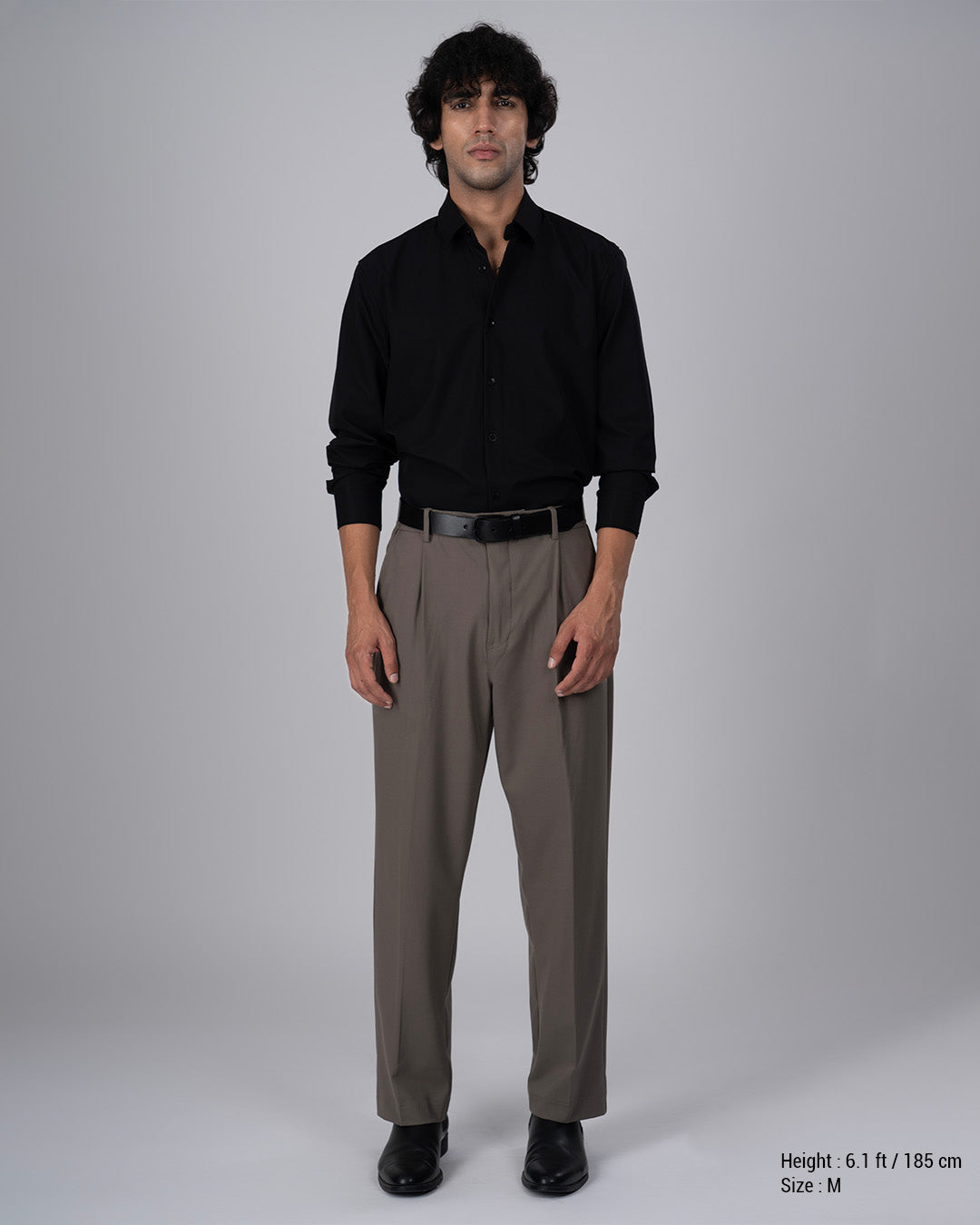 Easy Iron Flexi Relaxed Trouser In Beige