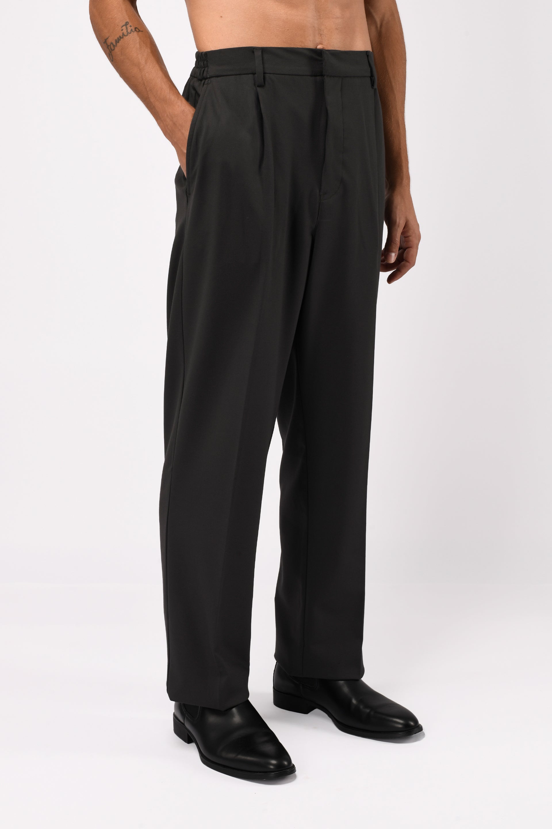 SOFT MIRACLE RELAXED TROUSERS