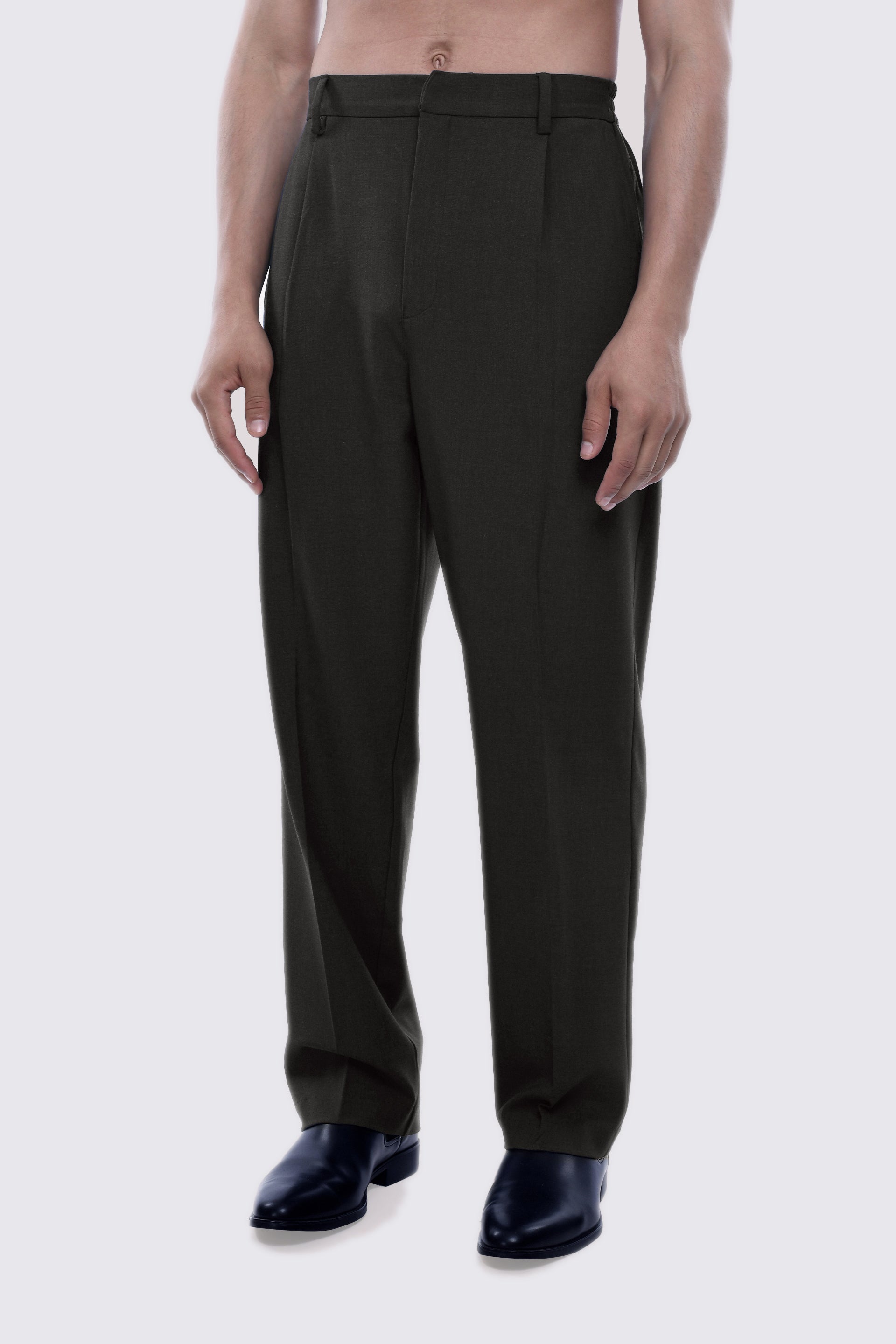 EASY IRON RELAXED TROUSERS IN DARK GREY