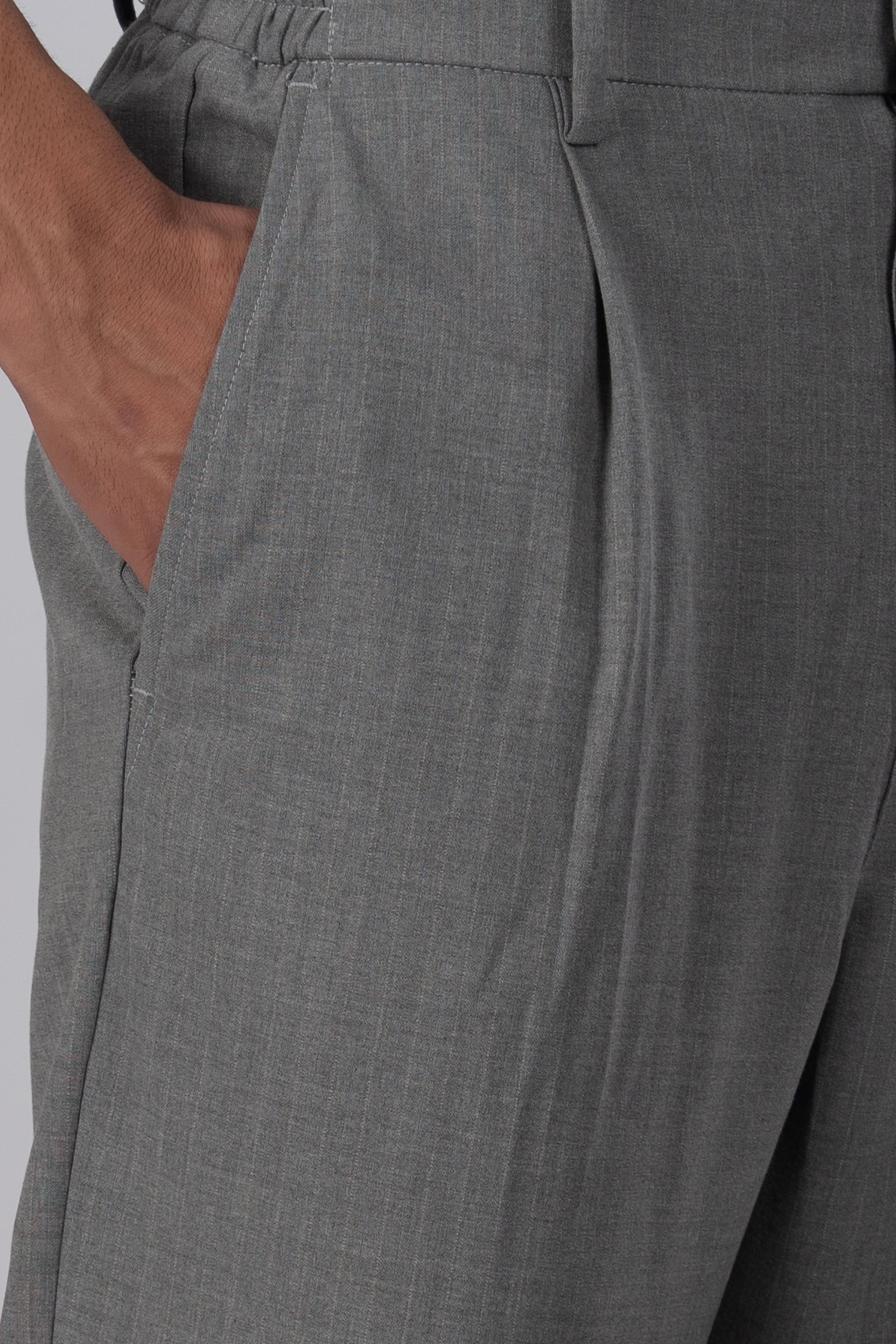 Soft Iron Flexi Pinstriped Relaxed Pant In Grey